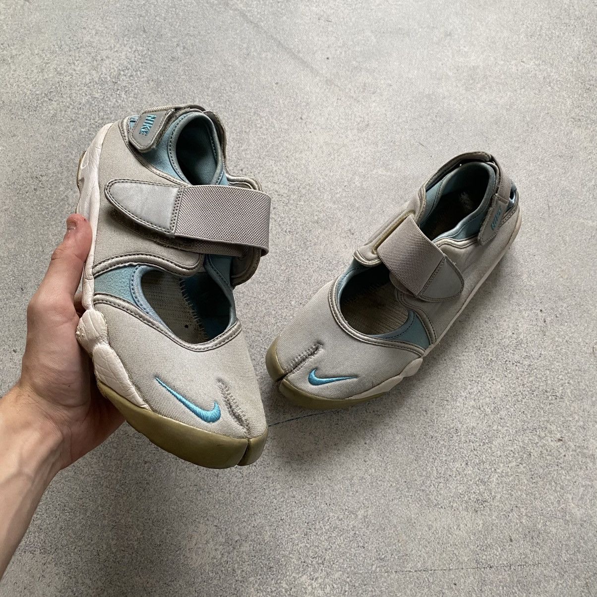 Nike Vintage Nike Rift Y2K Tabi Sneakers Sandals Size US 10 / EU 43 - 1 Thumbnail
