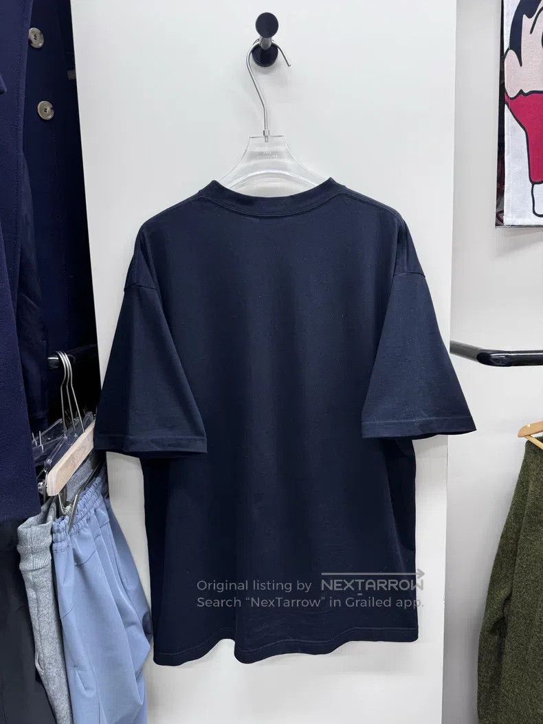 Balenciaga Balenciaga Lock扣 Logo Round Neck Short Sleeve Size US L / EU 52-54 / 3 - 2 Thumbnail