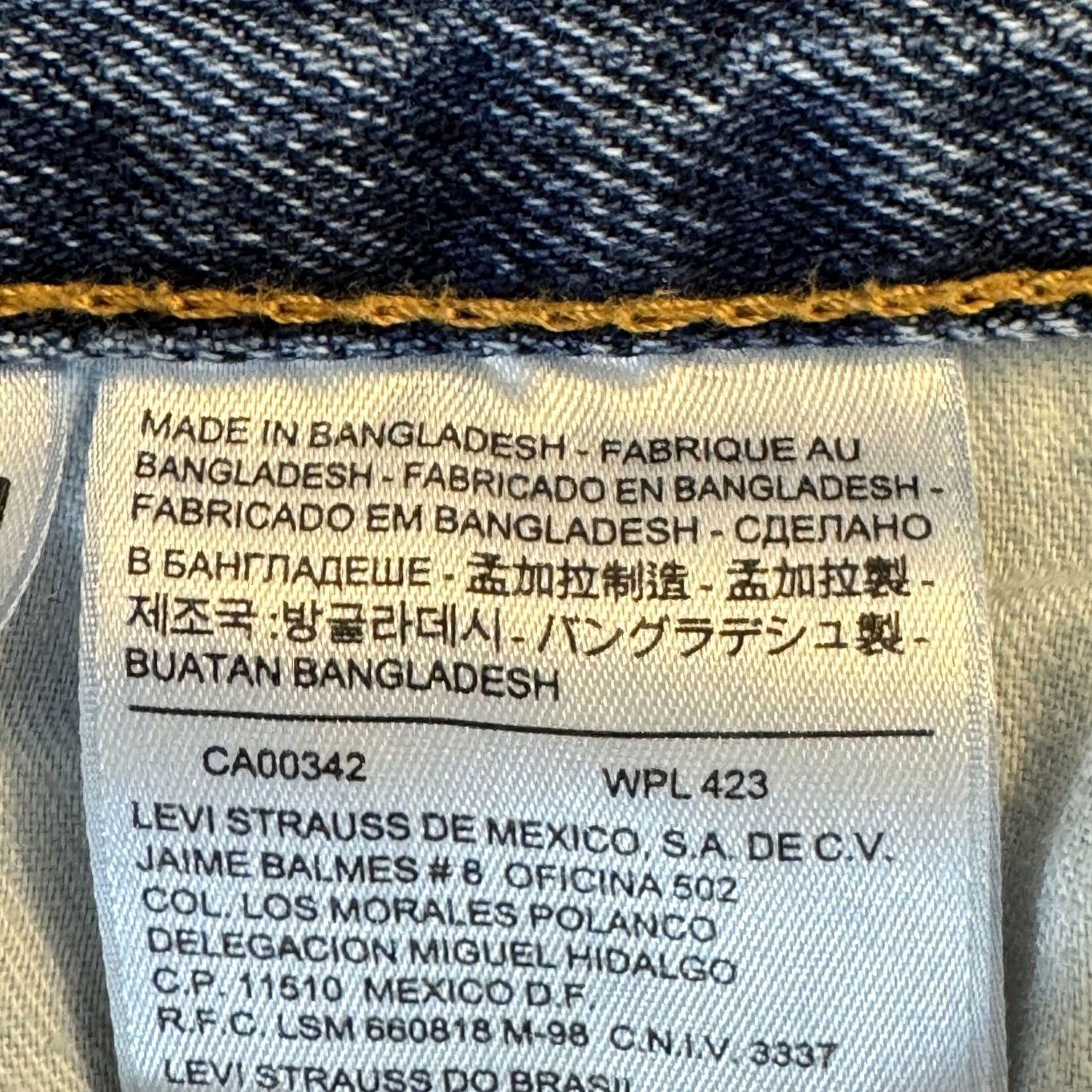 Levi's VINTAGE Levi’s 550 Jeans Mens 40x30 Blue Relaxed Fit Tapered Leg Denim Red Tab Size US 40 / EU 56 - 7 Thumbnail