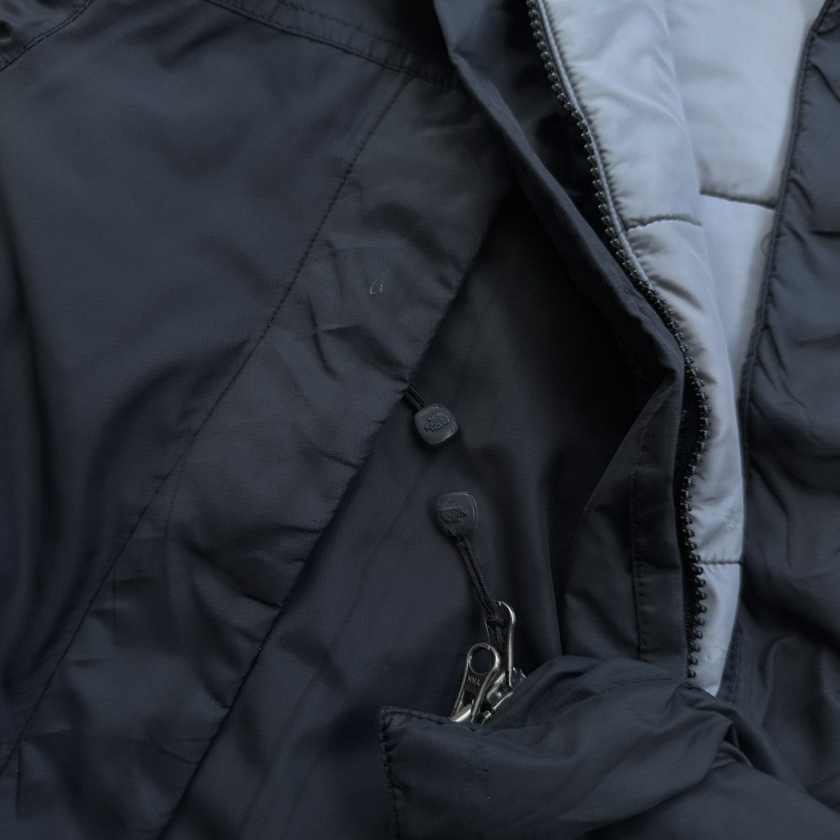 The North Face THE NORTH FACE PUFFER JACKET Size US L / EU 52-54 / 3 - 11 Thumbnail