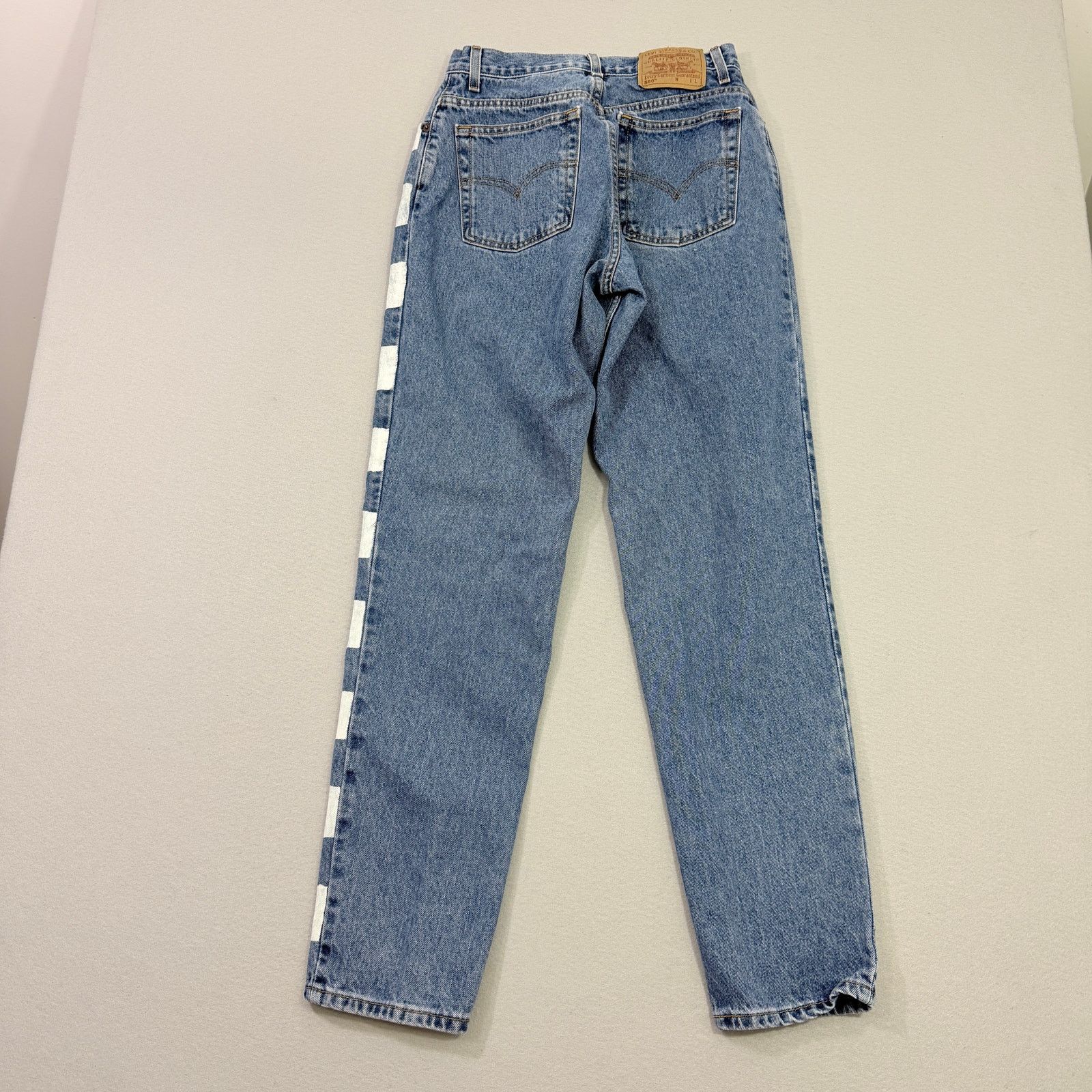 Levi's Vintage Levis 550 Jeans Womens 10 Mis L Relaxed Tapered Leg Size 32" / US 10 / IT 46 - 7 Thumbnail