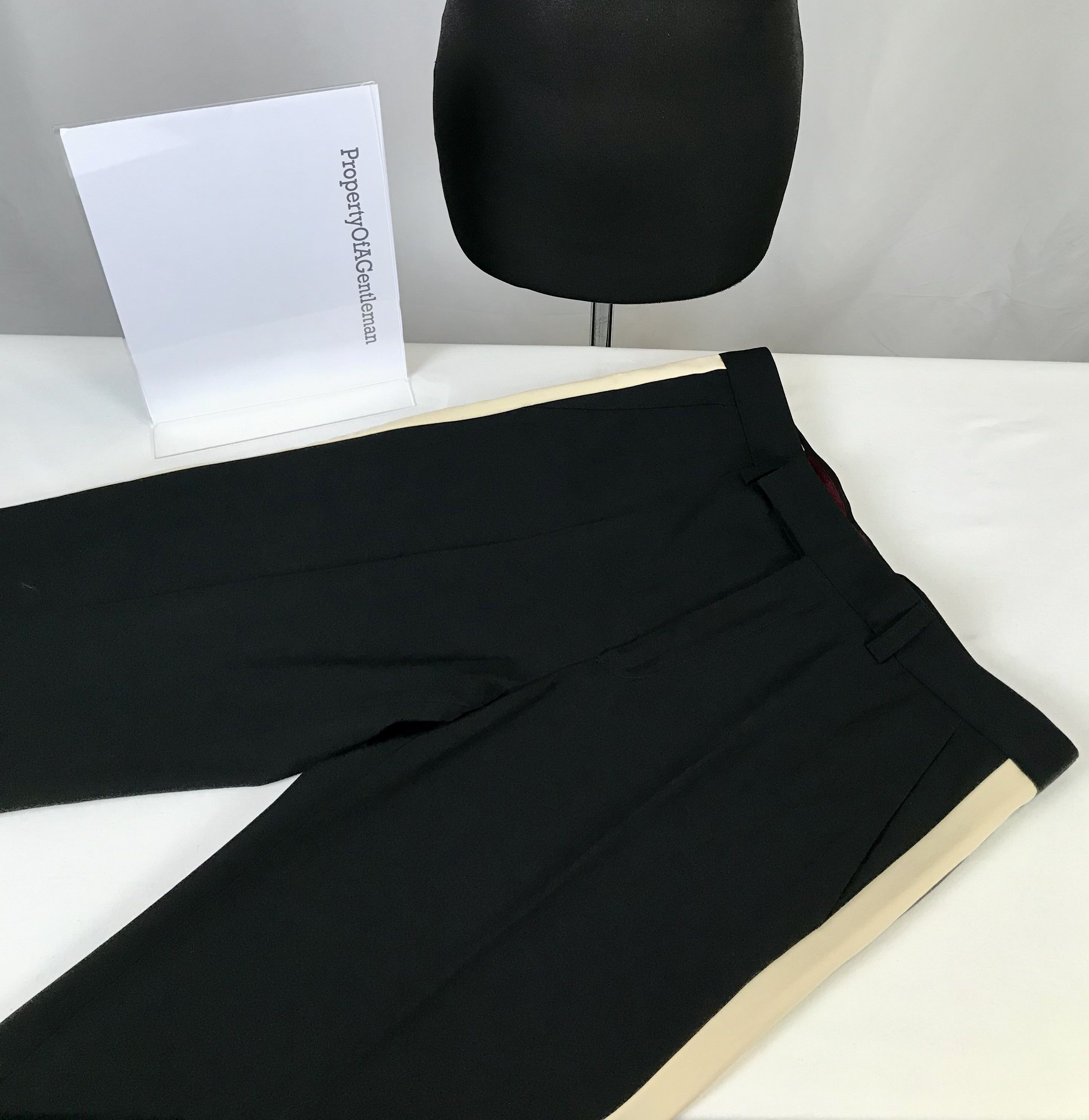 Gucci Men's Gucci Trousers With White Stripes Size US 32 / EU 48 - 1 Thumbnail