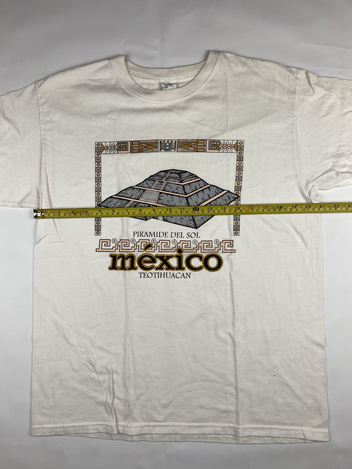 Vintage Vintage Mexico tshirt Size US L / EU 52-54 / 3 - 5 Thumbnail