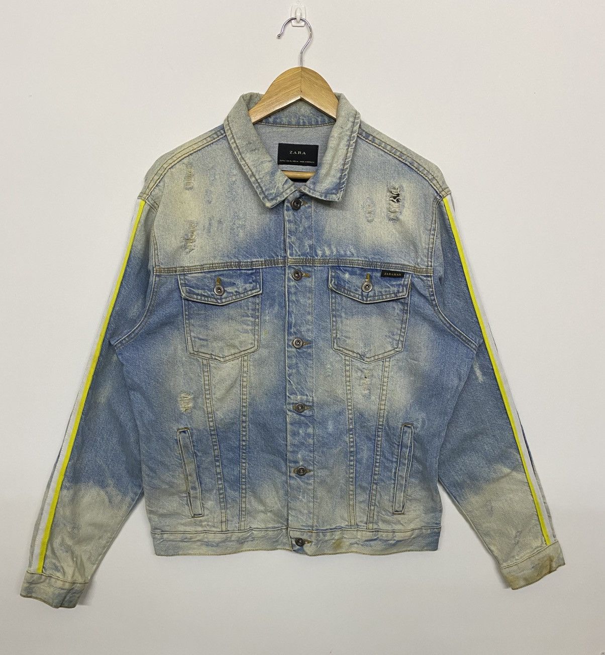 Zara Distressed Style Zara Man Blue Faded Denim Jacket Size US XL / EU 56 / 4 - 1 Thumbnail