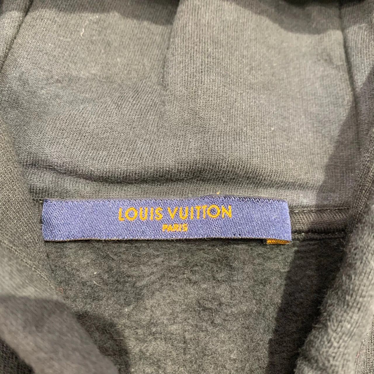 Louis Vuitton Lv Black Side Logo Reflective Hoodie M 95 New Size US M / EU 48-50 / 2 - 4 Thumbnail