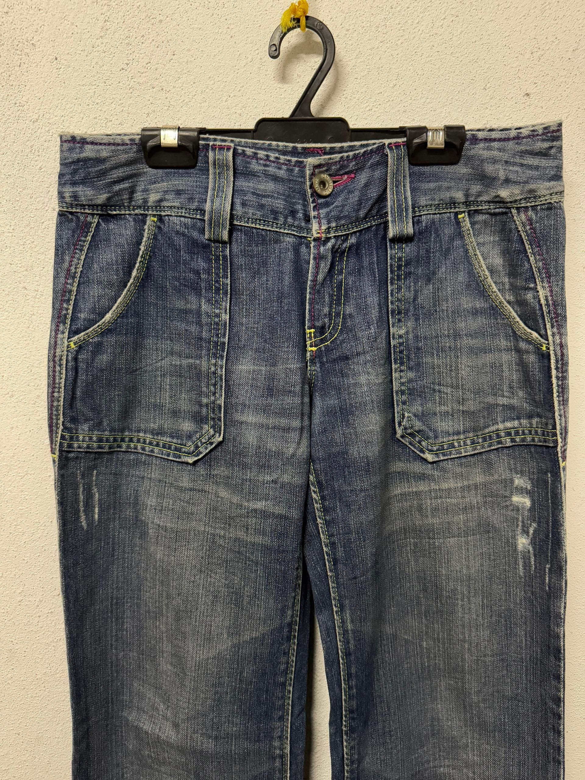 Diesel Sick🔥 Diesel jeans flared nice design Size 29" - 2 Thumbnail