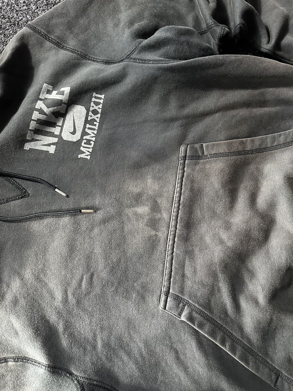 Nike × Vintage 🚨NIKE VINTAGE CENTER LOGO OVERSIZE BOXY HOODIE Size US M / EU 48-50 / 2 - 4 Thumbnail