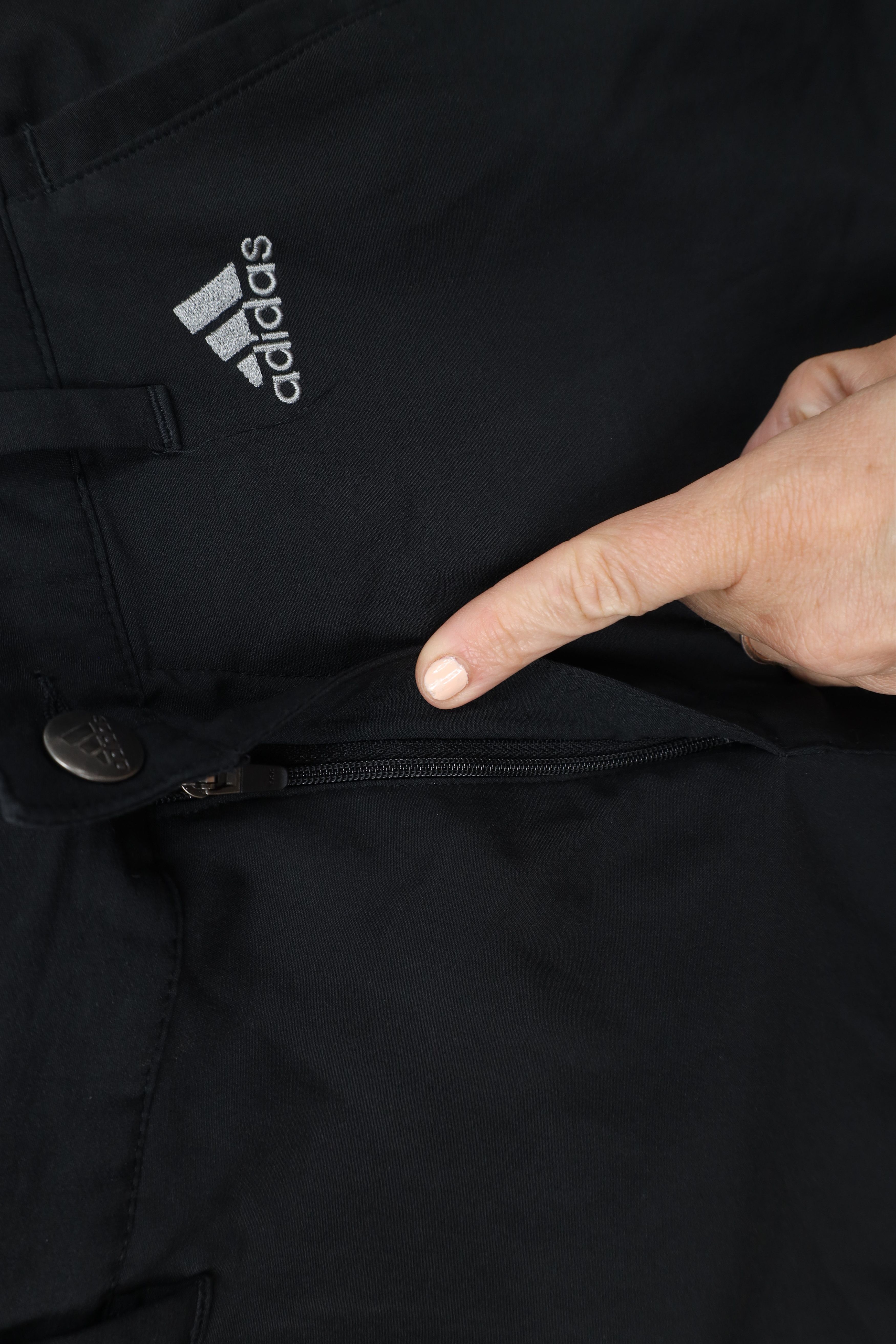 Adidas × Vintage Adidas Golf Spell Out Tech Golfing Chino Pants Black Size US 30 / EU 46 - 8 Thumbnail