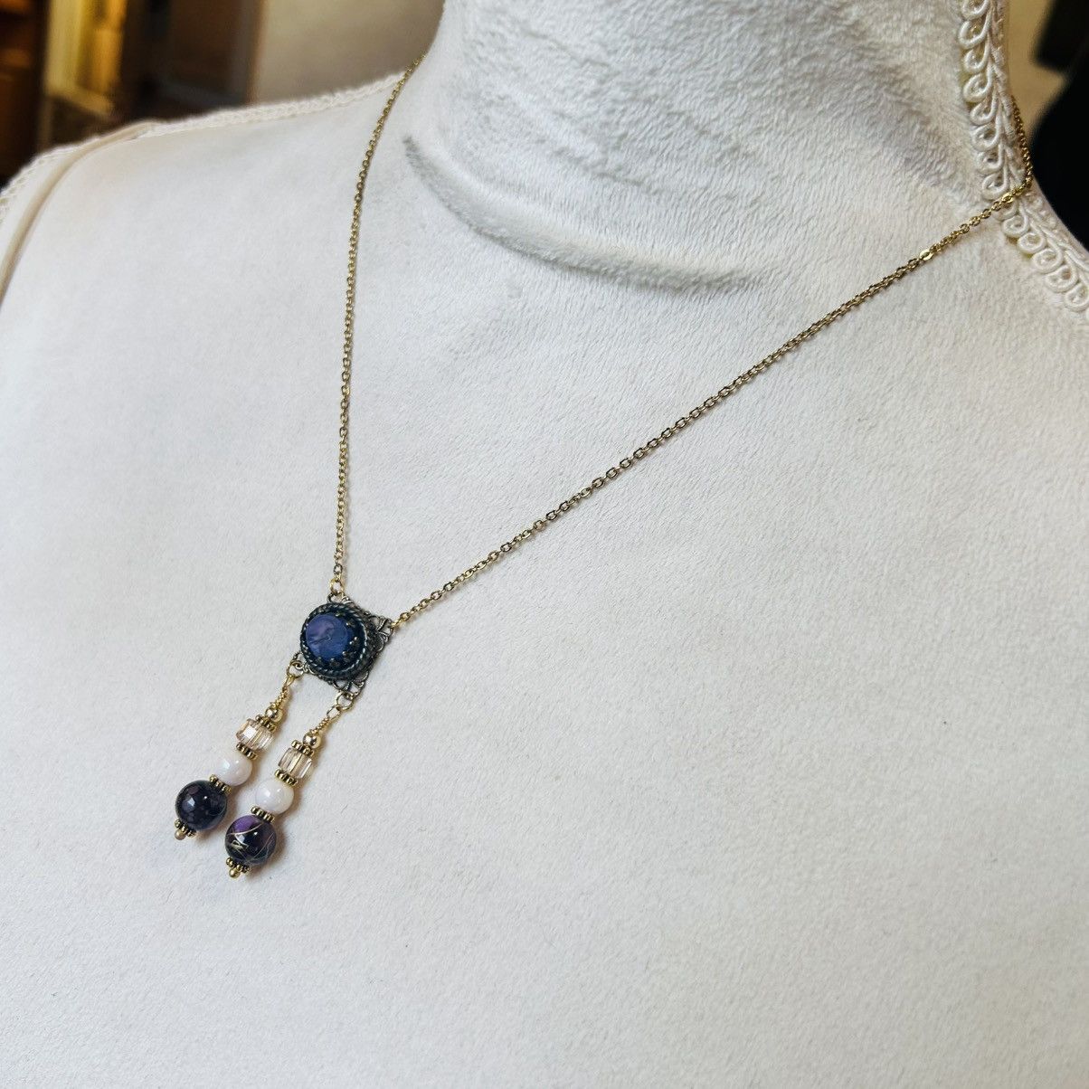 Handmade Handcrafted elegant vintage dogtooth glass necklace set Size ONE SIZE - 6 Thumbnail