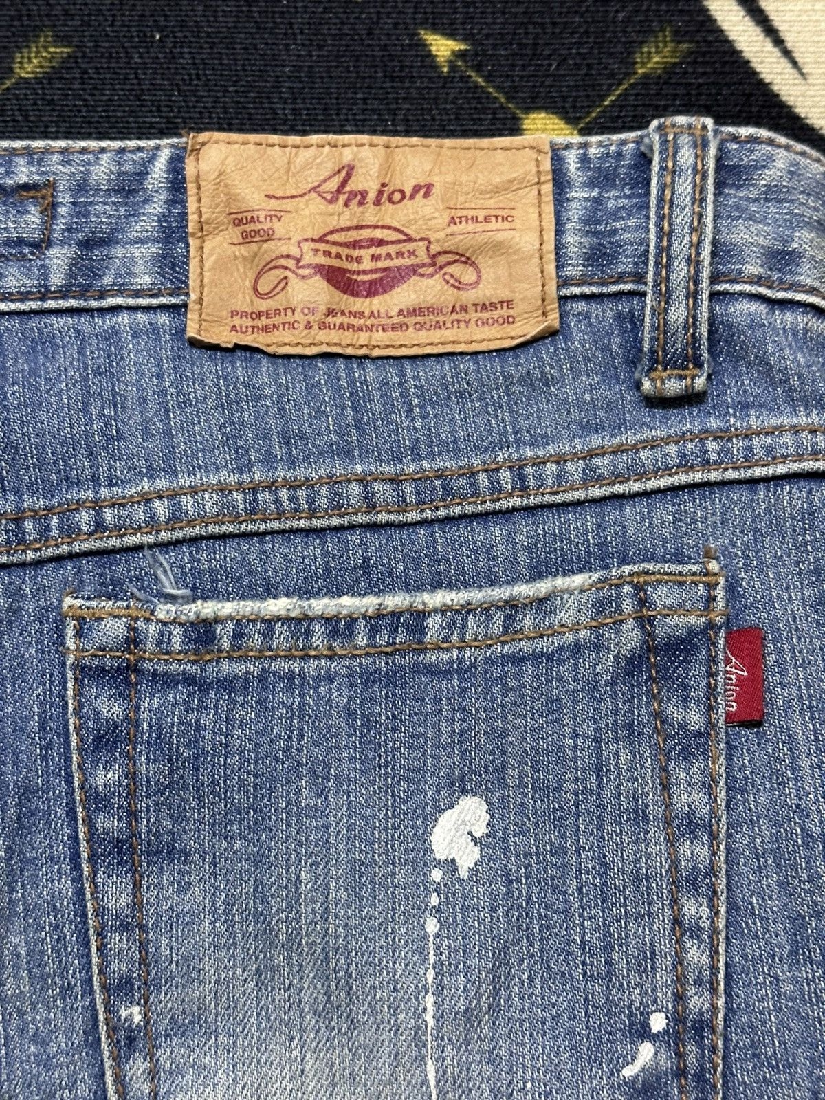 Le Grande Bleu (L.G.B.) Vintage Anion Flare Faded paint Spaltter Blinker Denim Size US 30 / EU 46 - 8 Thumbnail