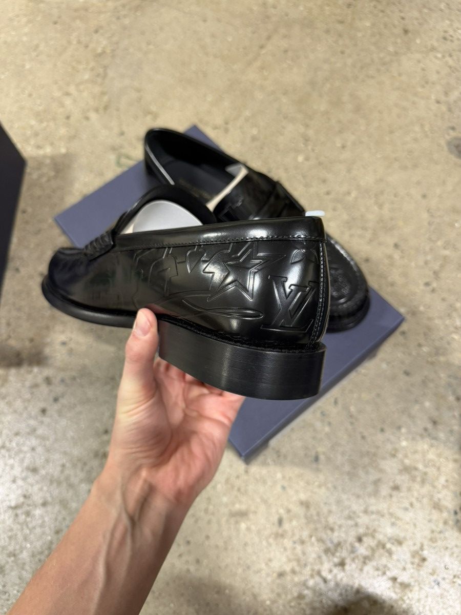 Louis Vuitton Louis Vuitton Embossed Graphic Penny Loafer NEW 1400$ Size US 9 / EU 42 - 5 Thumbnail