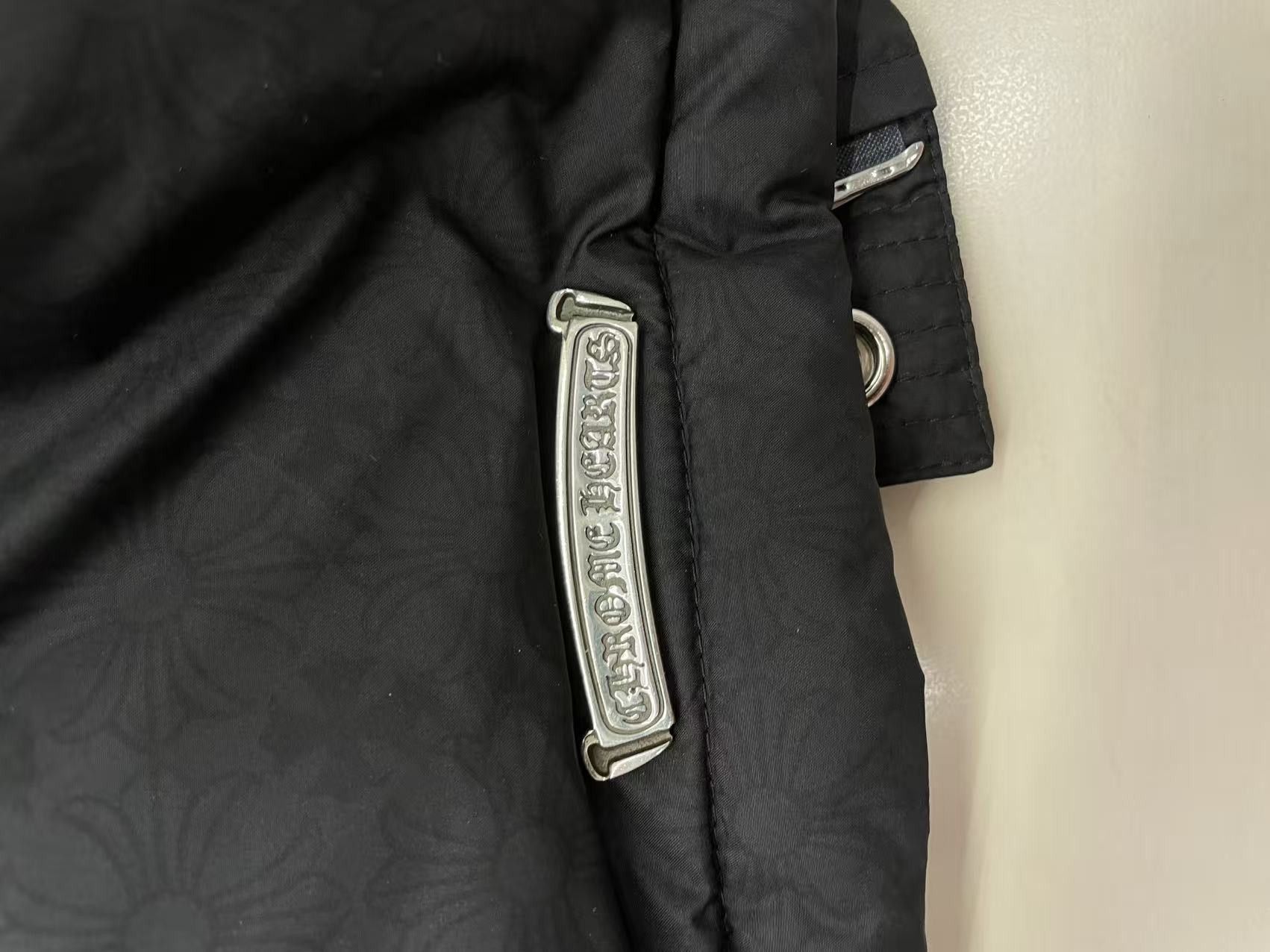 Chrome Hearts Chrome Hearts Tonal Monogram Cross Cropped Down Jacket Size S / US 4 / IT 40 - 5 Thumbnail