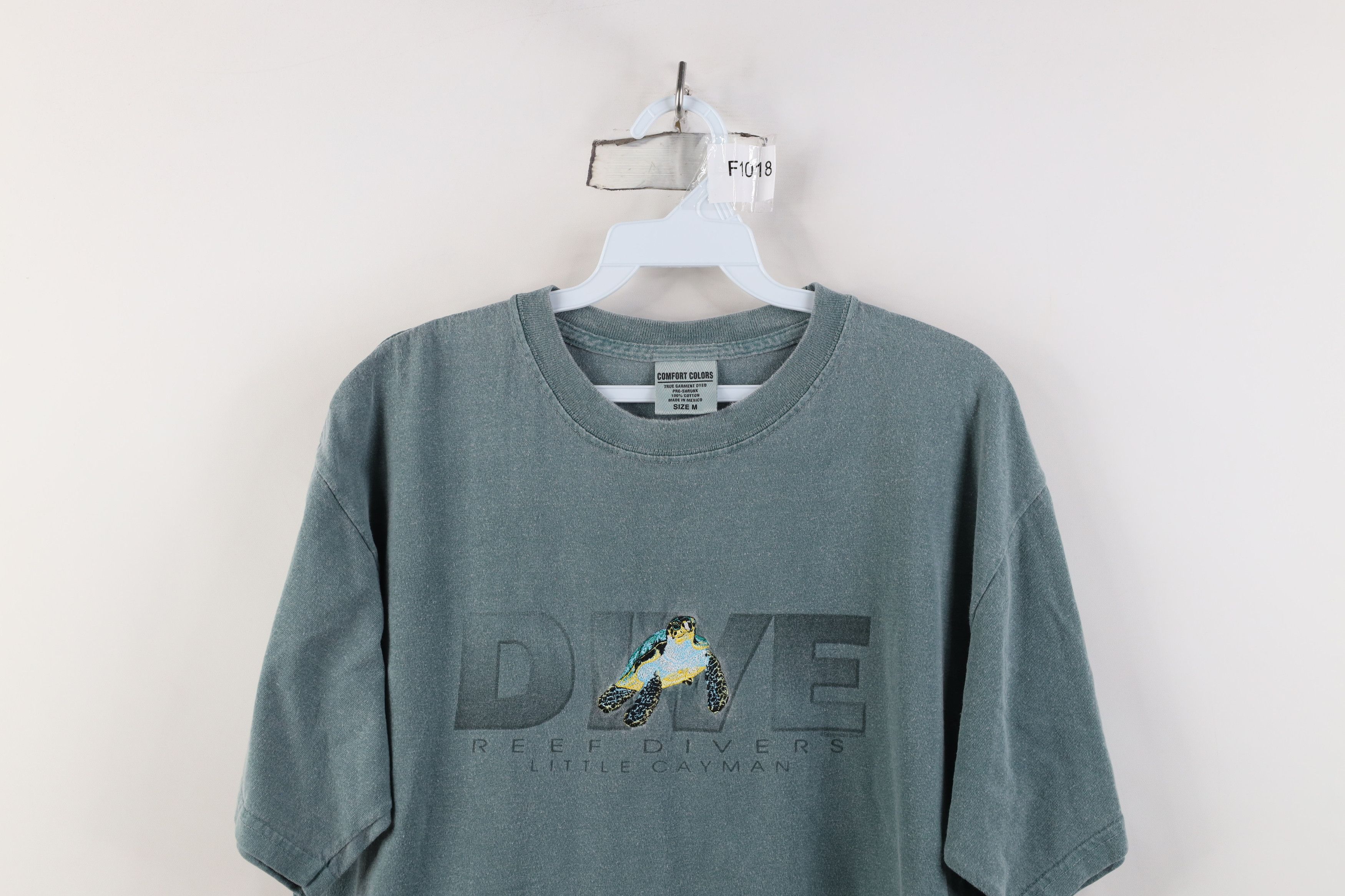 Vintage Vintage 90s Streetwear Dive Reef Divers Sea Turtle T-Shirt Size US M / EU 48-50 / 2 - 2 Thumbnail
