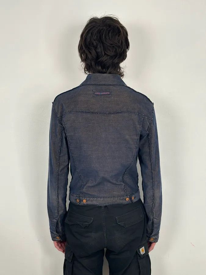 Jean Paul Gaultier 2000s Jean Paul Gaultier Navy Relief Denim Multi-Pocket Denim Jacket Size US S / EU 44-46 / 1 - 3 Thumbnail