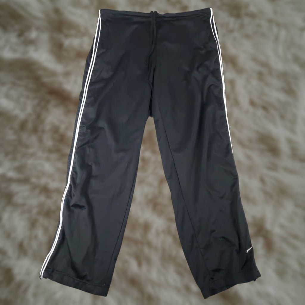 Nike Nike Pants Womens XL Black Vintage Ankle Zip Sweatpants Joggers Windbreaker Size 40" / US 18 - 1 Thumbnail