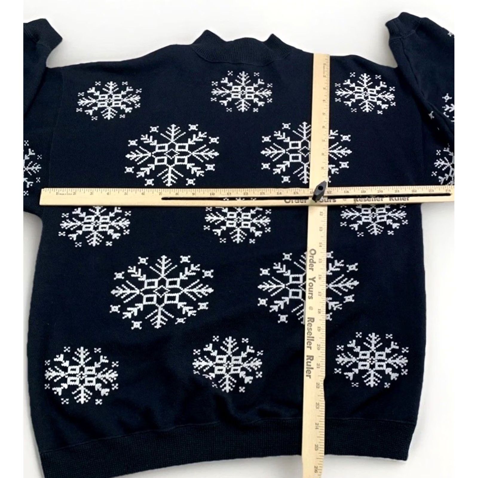 Vintage VINTAGE Ricki Division Of Ericka Black 3/4 Sleeve Snowflake Sweater L Womens Snowflake 80s Pullover High Neck Cotton Blend Swing KU Size L / US 10 / IT 46 - 6 Thumbnail