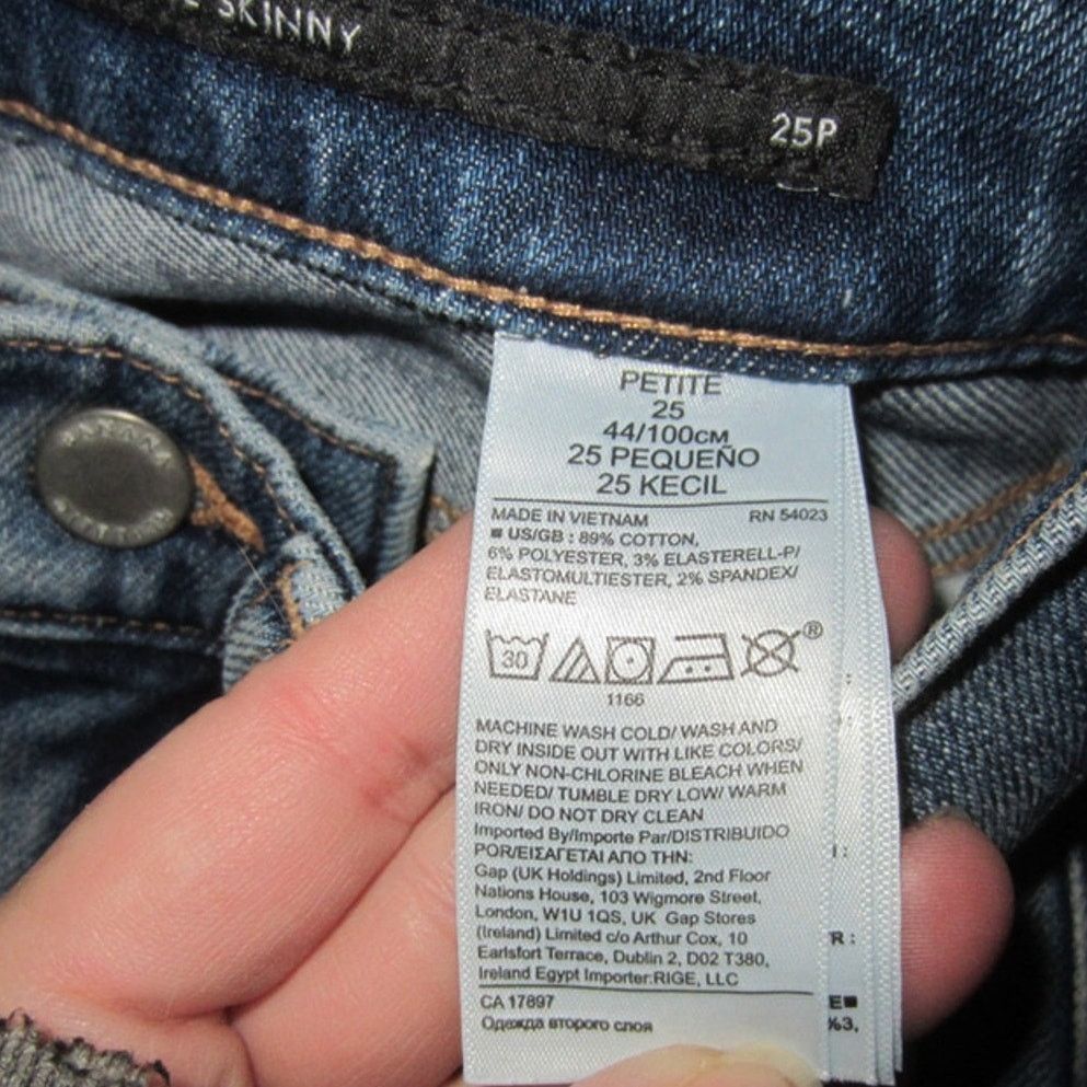 Banana Republic Y2K Minimalist Light Wash Skinny Jeans Banana Republic Size 25" / US 0 / IT 36 - 4 Thumbnail