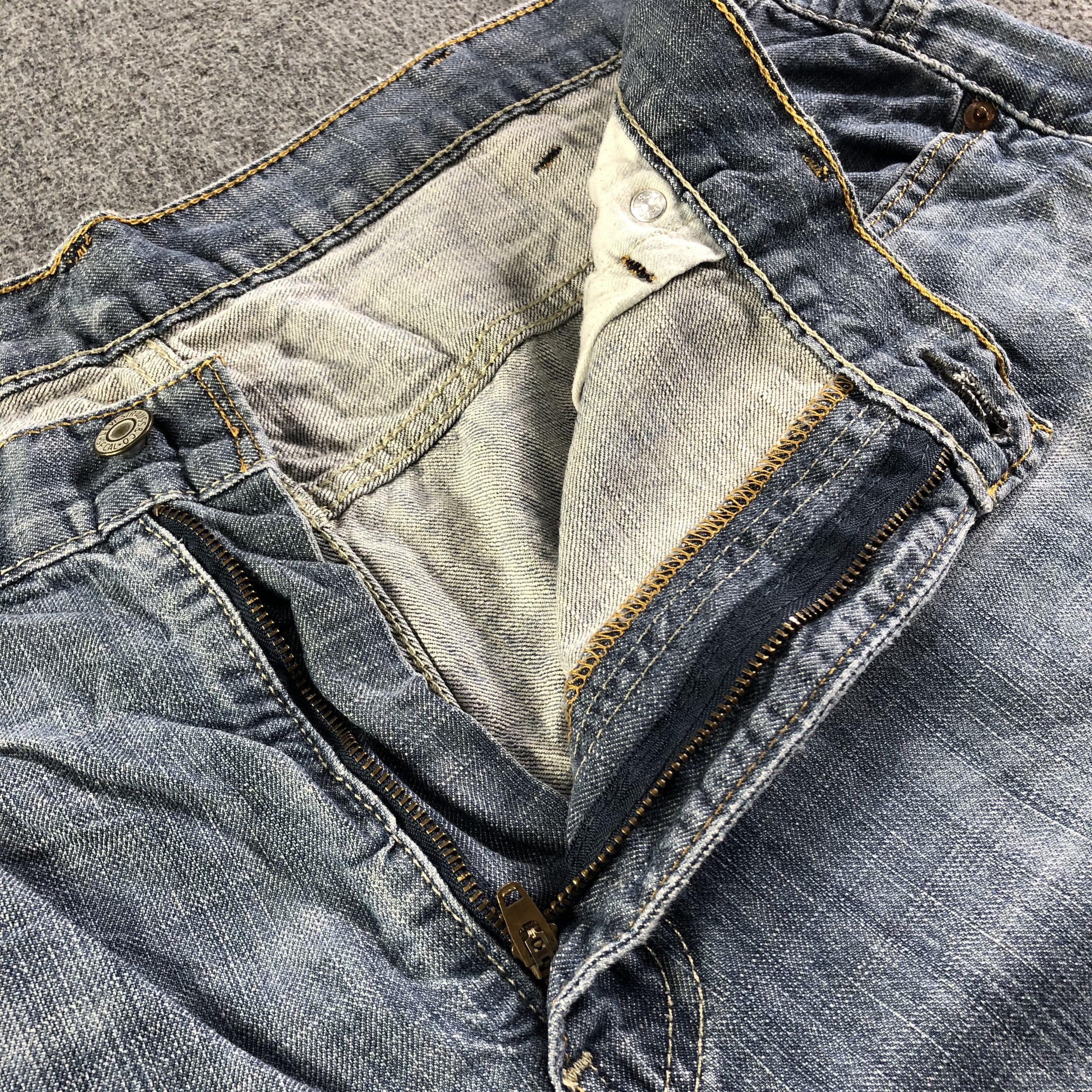 Levi's Vintage Levis 569 Jeans-J4343 Size US 41 - 8 Thumbnail