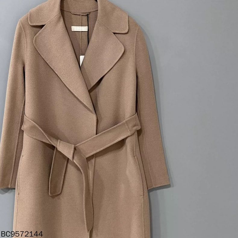 Max Mara Max Mara Lapel wool coat Size M / US 6-8 / IT 42-44 - 2 Thumbnail