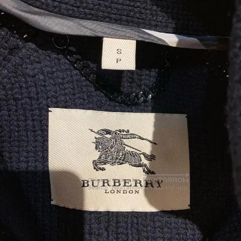 Burberry Burberry Gray Wool Women’s Cardigan. Size S / US 4 / IT 40 - 3 Thumbnail