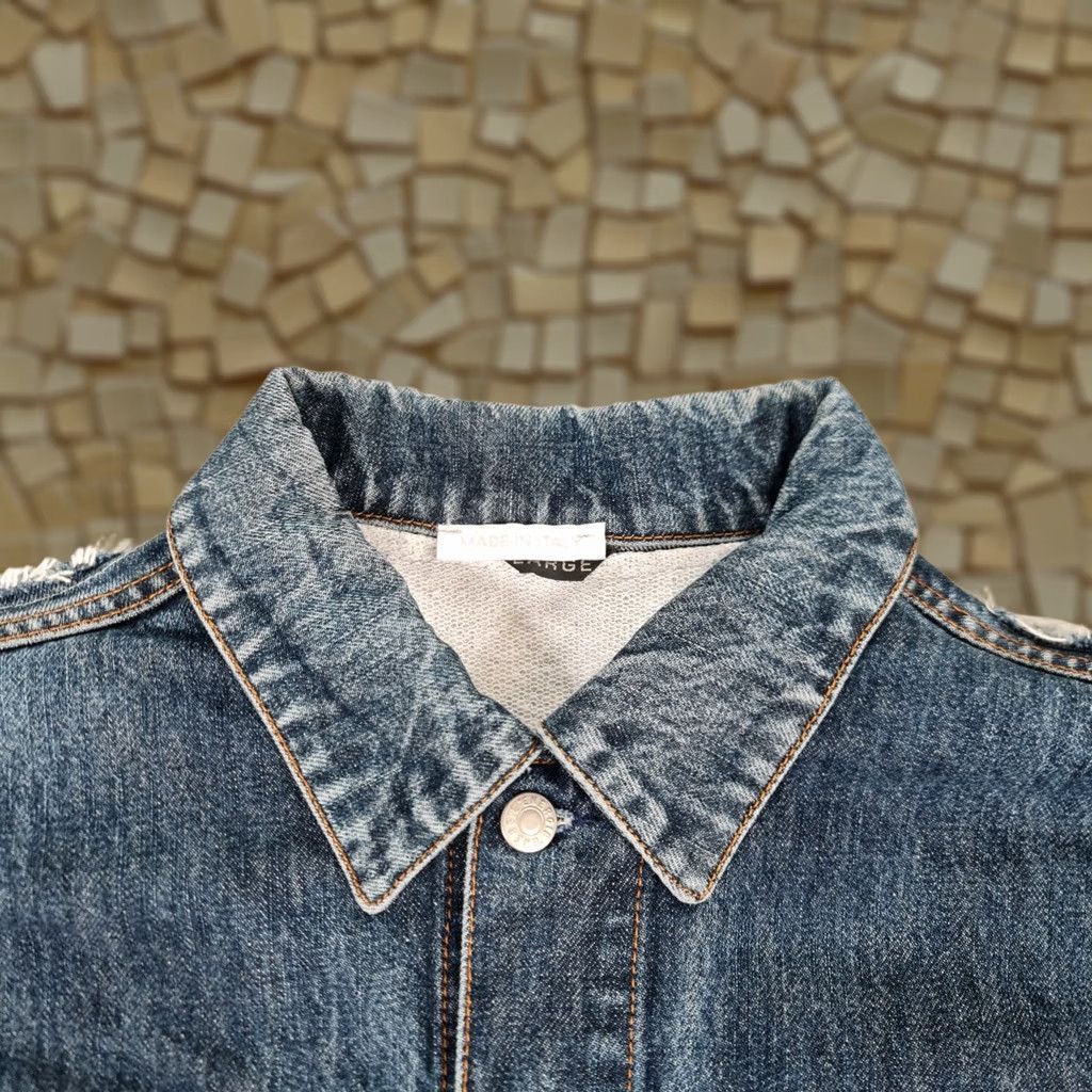 Energie VINTAGE Energie Womens Denim Jacket Blue Grey Large Distressed Made In Italy Jacket Size ONE SIZE - 1 Thumbnail