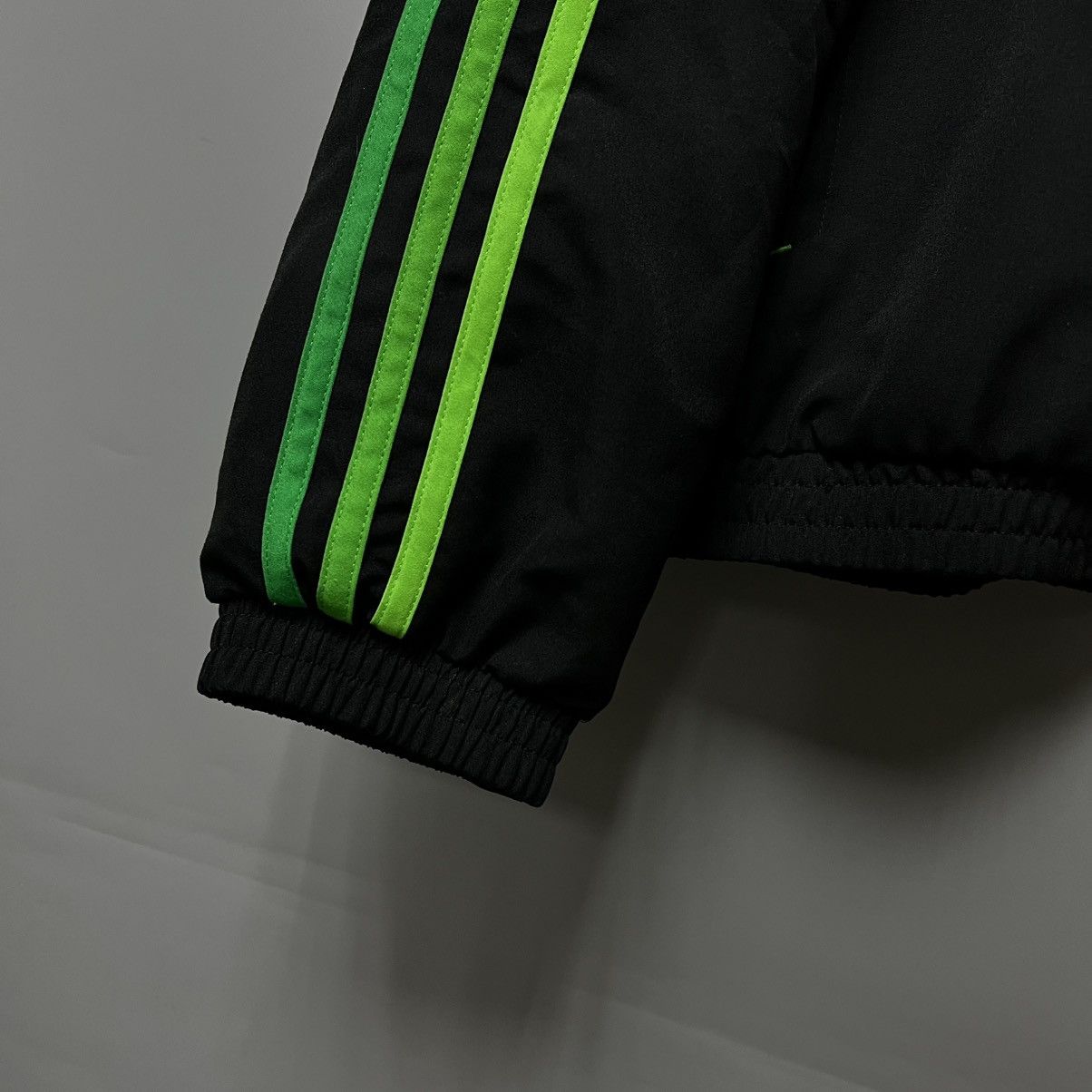 Adidas Vintage Adidas Track Top Jacket Light ☘️ Size US M / EU 48-50 / 2 - 4 Thumbnail
