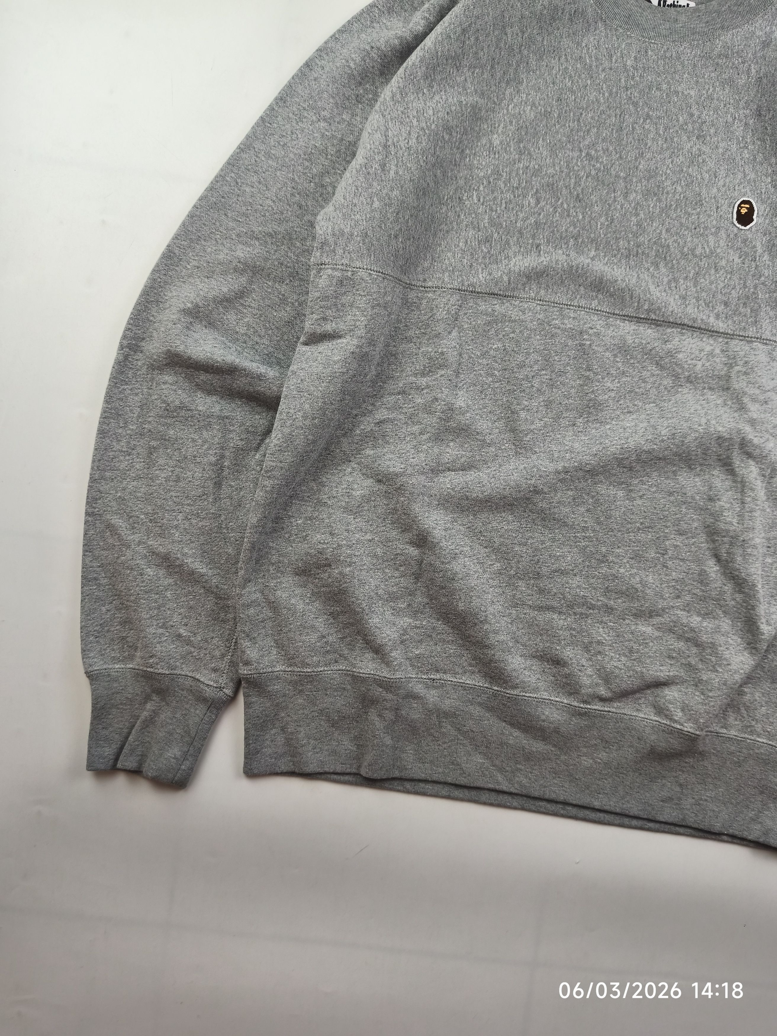 Bape Bape - one point - multi camou script sweatshirt Size US L / EU 52-54 / 3 - 5 Thumbnail