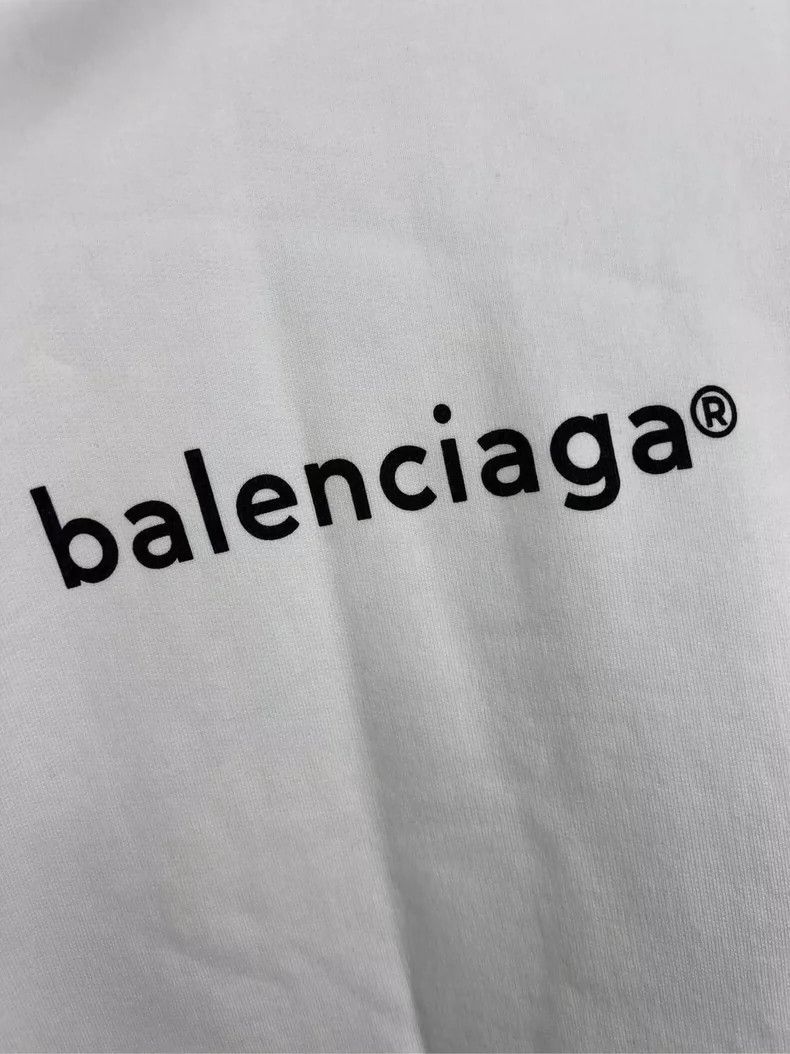 Balenciaga Balenciaga Letter LOGO Hoodie Size US S / EU 44-46 / 1 - 3 Thumbnail