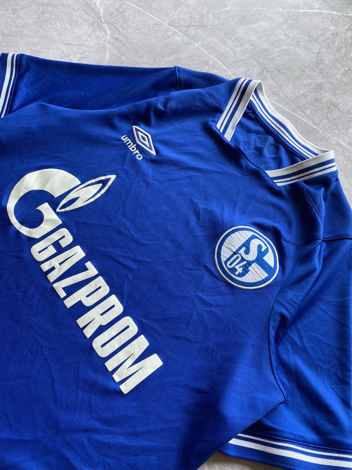 Umbro Schalke 04 Umbro 2020/21 Home Football Soccer Jersey Size US S / EU 44-46 / 1 - 4 Thumbnail