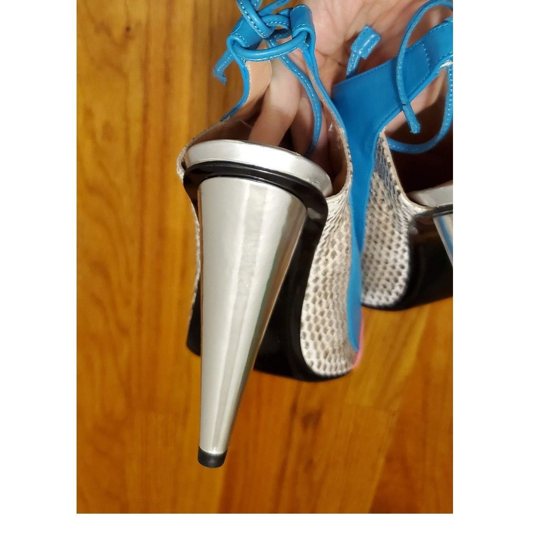 Roland Mouret Roland Mouret Bright Blue Peep Toe Heels Size 40 EU Size US 9 / IT 39 - 10 Thumbnail