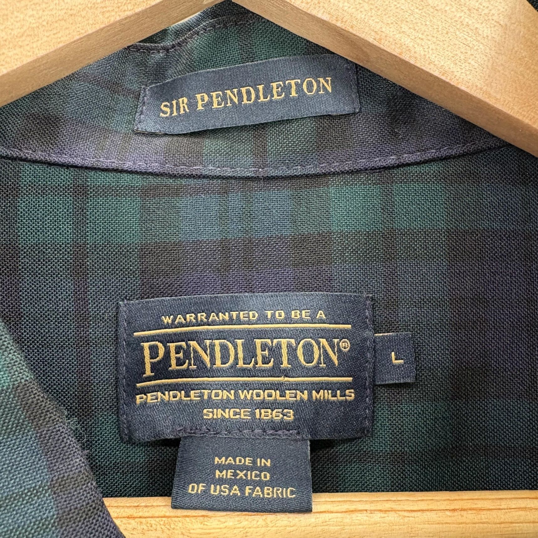 Pendleton VINTAGE Pendleton Shirt Mens Large Black Watch Tartan Wool Plaid Long Sleeve Button Down Size US L / EU 52-54 / 3 - 4 Thumbnail