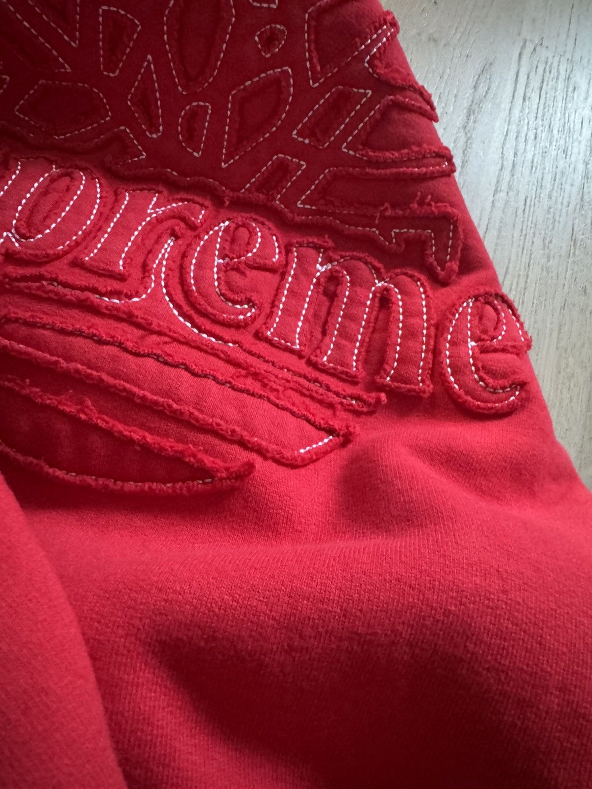 Supreme × Timberland SUPREME x TIMBERLAND hoodie sizes in photos by tape measure Size US L / EU 52-54 / 3 - 21 Thumbnail