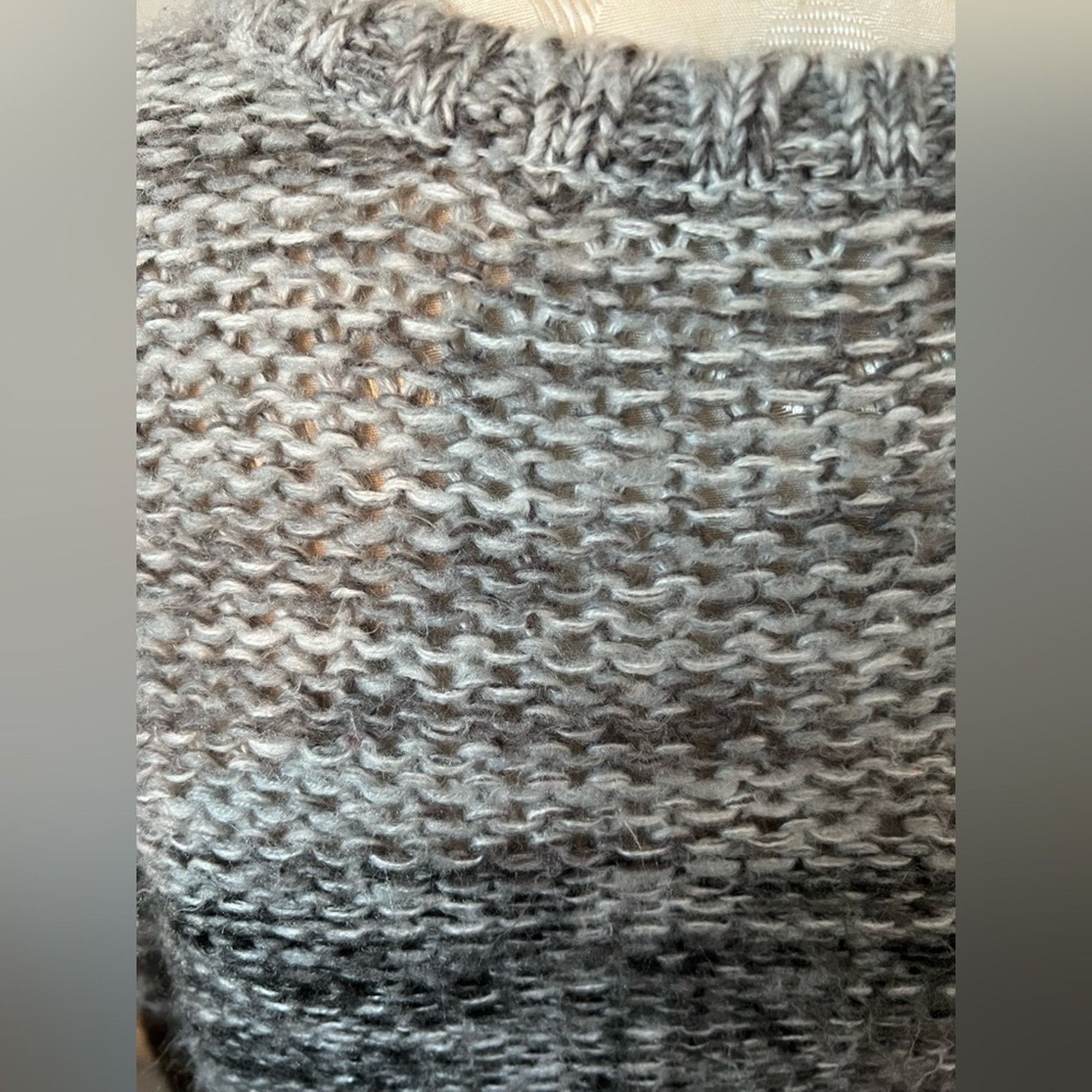 Forever 21 Forever 21 Scoop Neck Knit Sweater Medium Size M / US 6-8 / IT 42-44 - 4 Thumbnail