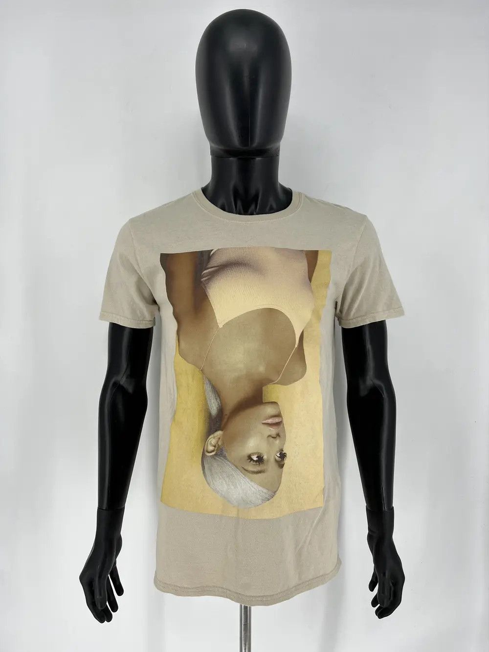 Band Tees Vintage 🔥RARE🔥 Ariana Grande Solo Singer Rappars Shirt Size US M / EU 48-50 / 2 - 2 Thumbnail