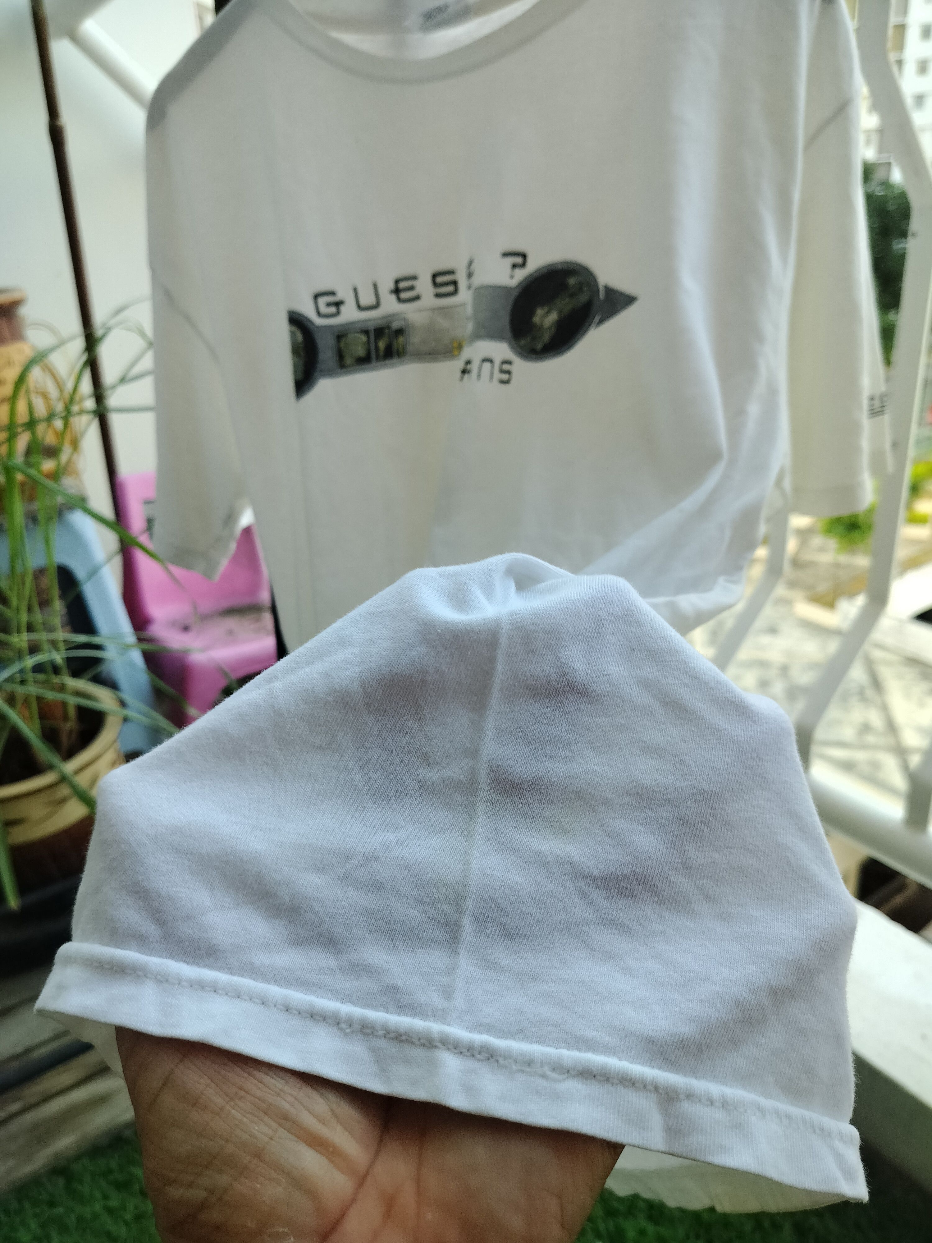 Club Sorayama × Guess Vintage Guess Jeans t- shirt Made in Usa Size US L / EU 52-54 / 3 - 4 Thumbnail