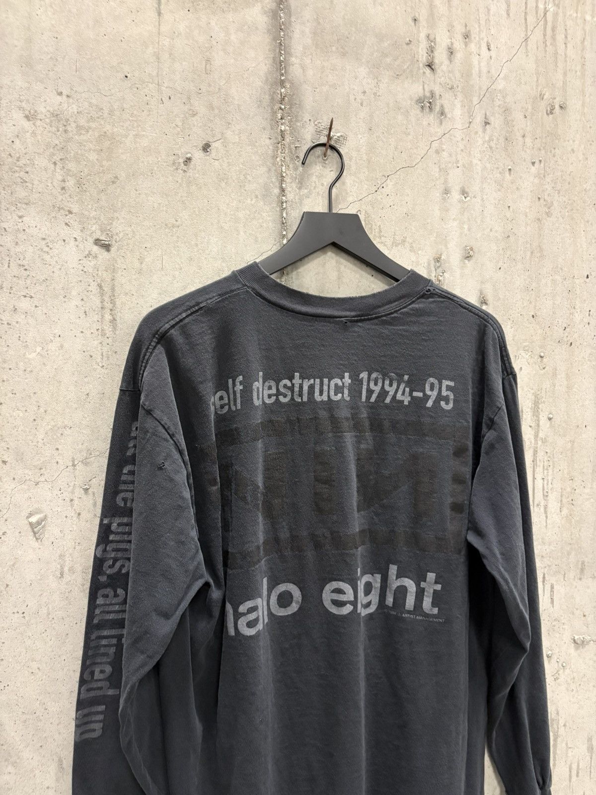 Band Tees Vintage Nine Inch Nails Shirt Thrashed Faded Grunge Band Size US XL / EU 56 / 4 - 4 Thumbnail