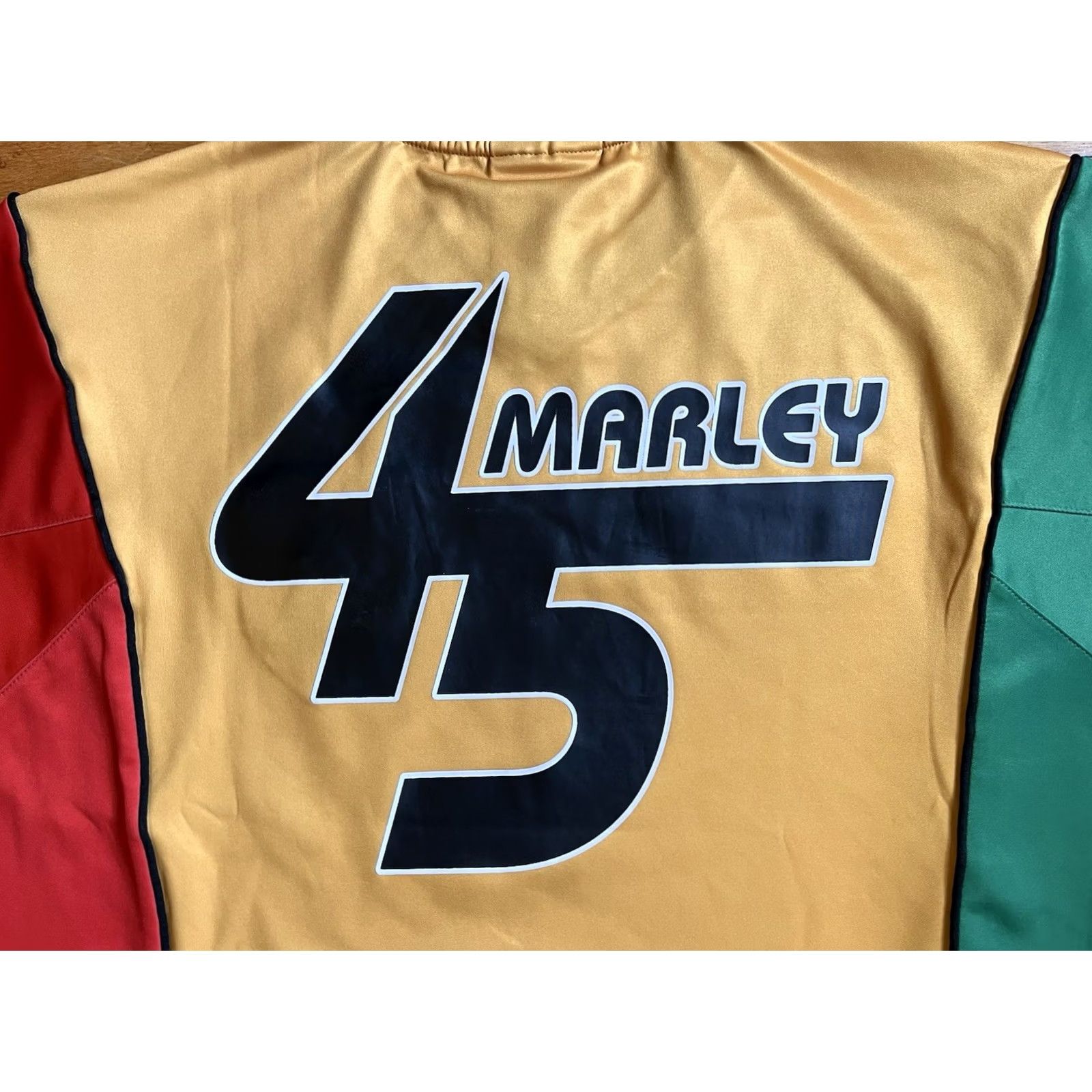 Vintage Marley Futbol Bob Marley Futbol Rasta 45 Soccer Jersey T-Shirt Men's L Yellow V-Neck Short Sleeve Size US L / EU 52-54 / 3 - 7 Thumbnail