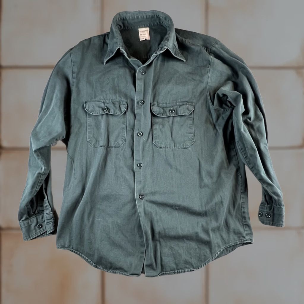 JCPenney VINTAGE JC PENNEY Work Shirt Men’s L Green 70s 80s Rugged Button-Up Collared Long Sleeve Pocketed Cotton Shirt Mens Size US L / EU 52-54 / 3 - 1 Thumbnail