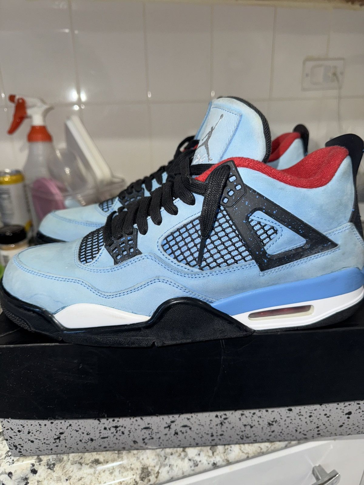 Nike × Travis Scott Nike x Travis Scott Air Jordan 4s Size US 10.5 / EU 43-44 - 2 Thumbnail