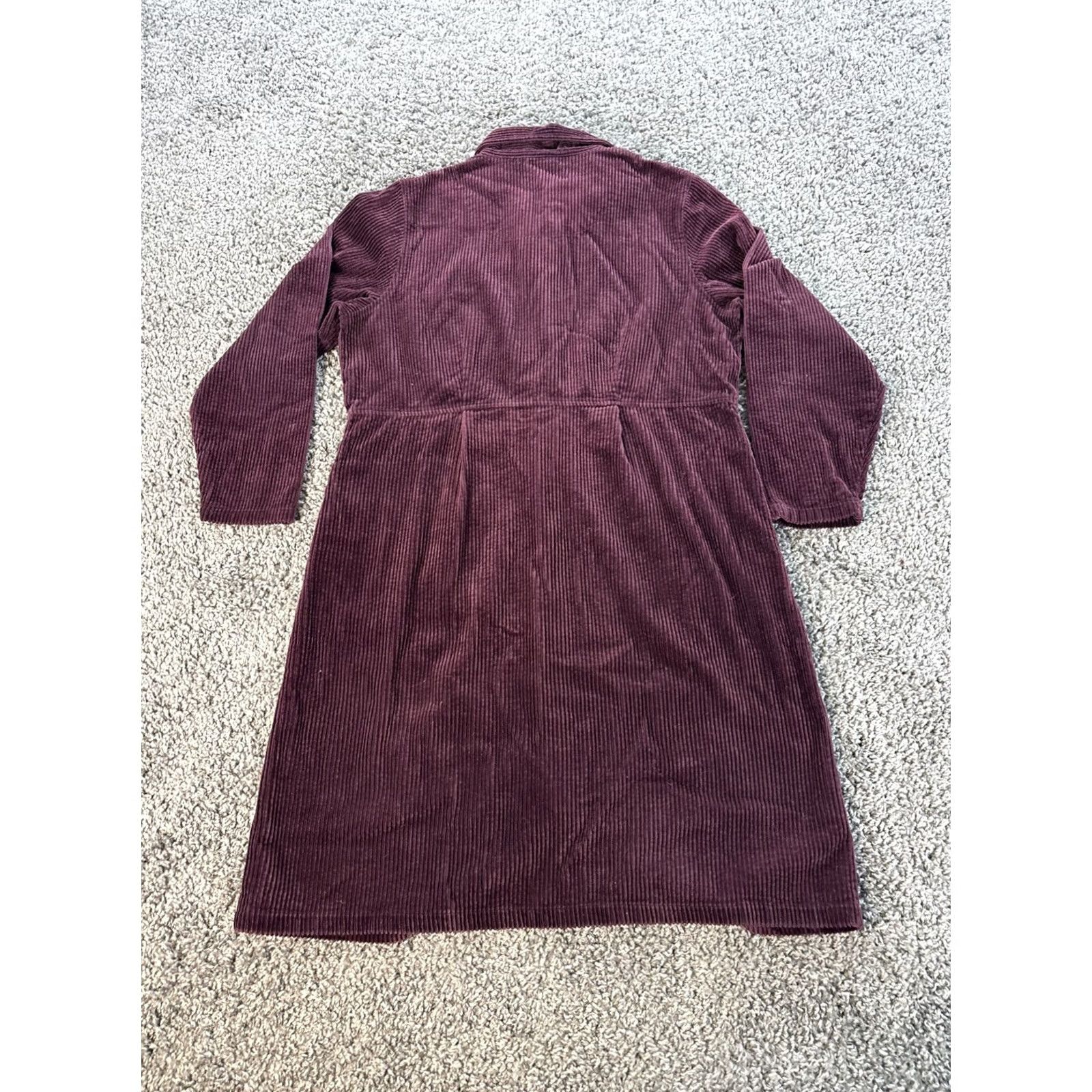 Vintage VINTAGE L.L. Bean Women's Shirt Dress 14P Burgundy Corduroy Button Up Collared Pocket Long Sleeve Dress Womens 14P CORDUROY SHIRT DRESS Size XL / US 12-14 / IT 48-50 - 5 Thumbnail
