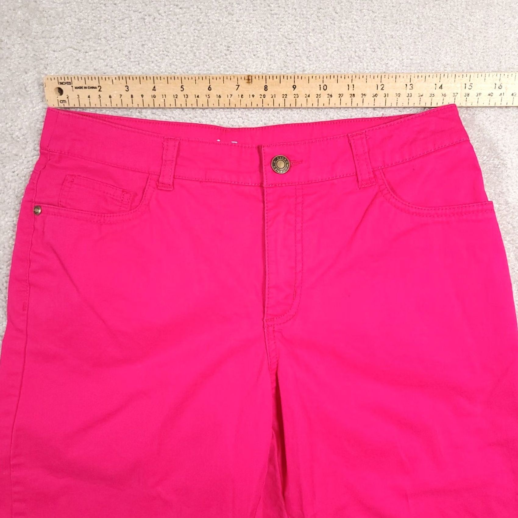 Croft & Barrow Croft & Barrow Capri Pants Women's 4 Bright Pink Stretch Casual Mid Rise Size 27" / US 4 / IT 40 - 6 Thumbnail