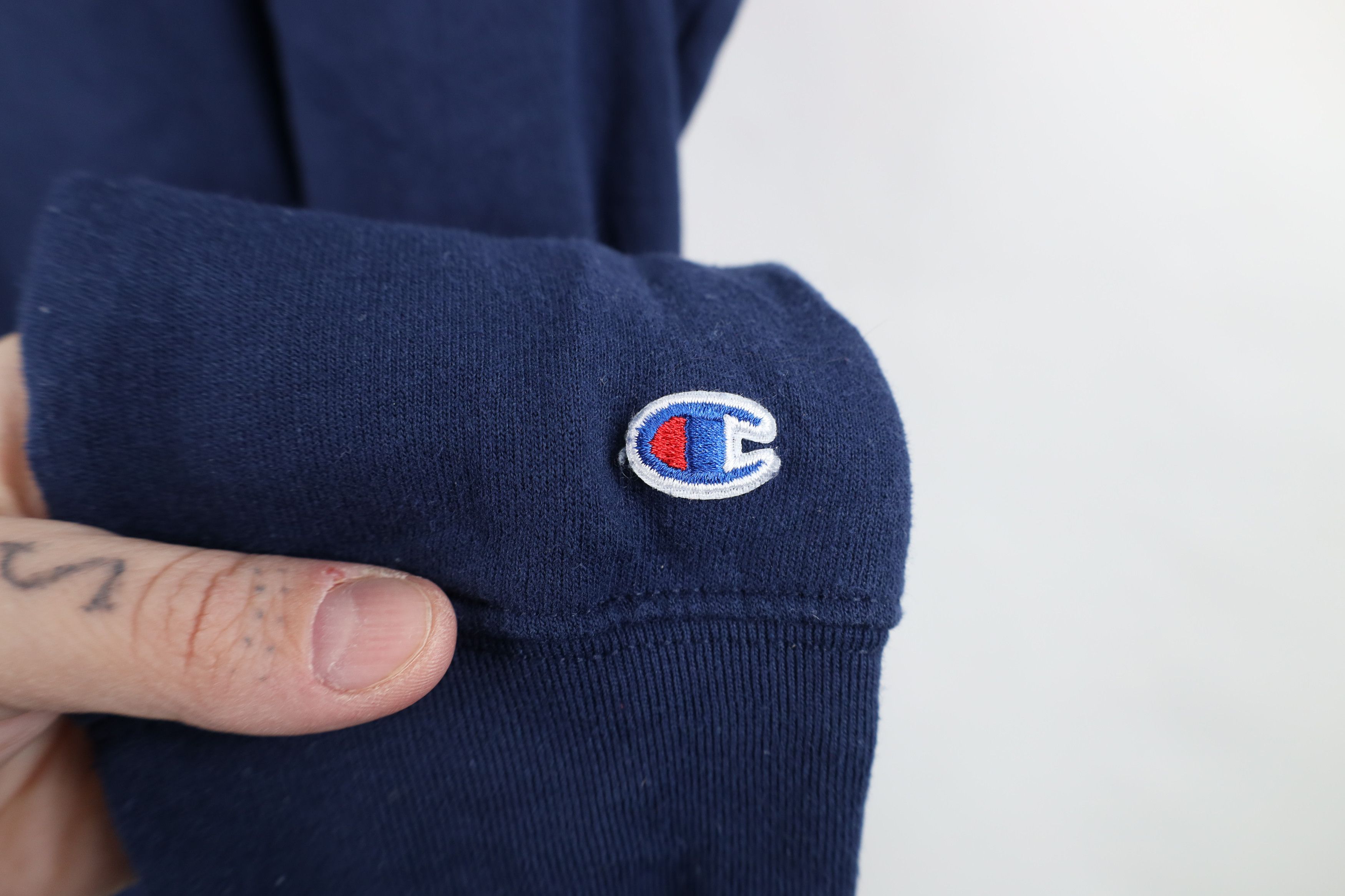 Champion Vintage Y2K Champion Spell Out Script Sweatshirt Navy Blue Size L / US 10 / IT 46 - 4 Thumbnail