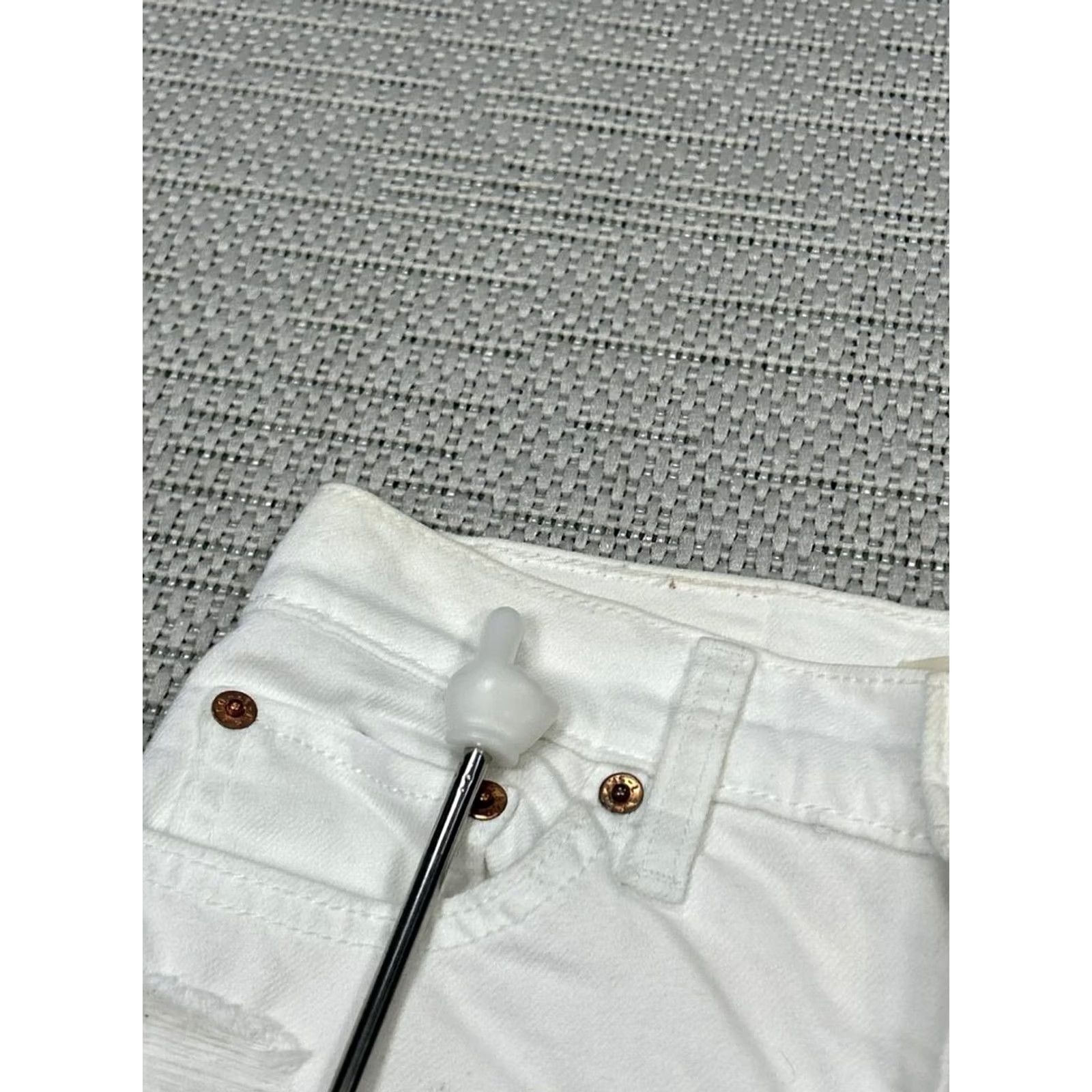 Levi's Levi'S Shorts Womens 25 White Denim Mid Rise Cut Offs Size 42" / US 20 - 4 Thumbnail