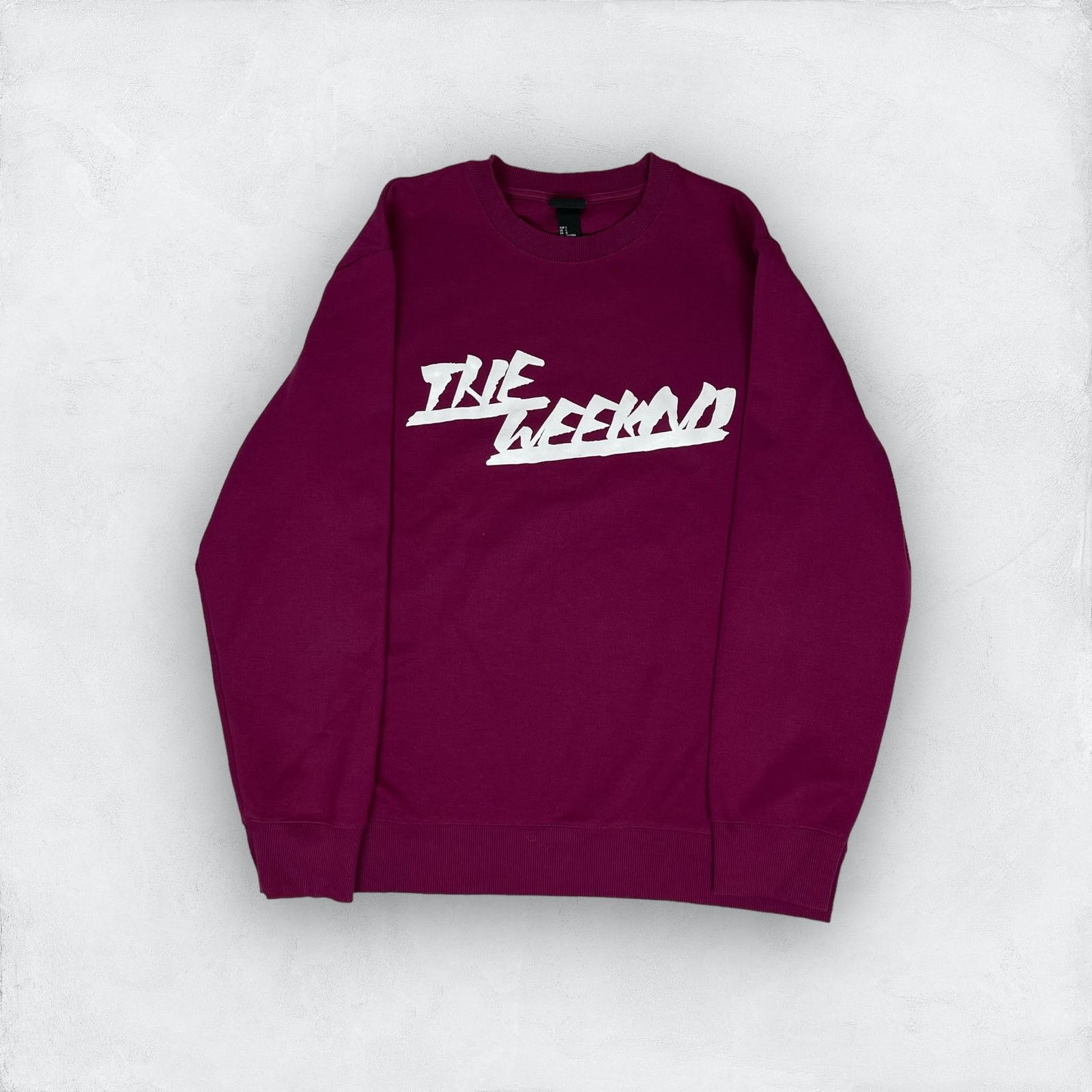 H&M H&M The Weeknd Men's Burgundy Crew Neck Sweatshirt Large Size US L / EU 52-54 / 3 - 1 Thumbnail