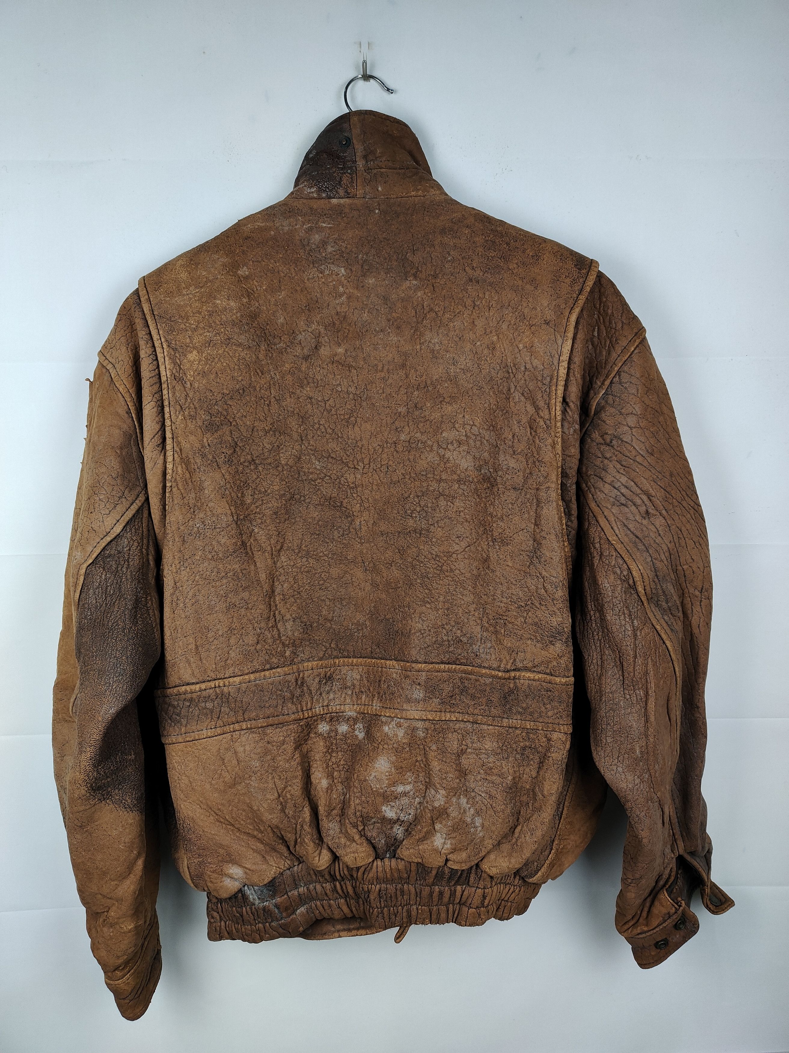 Japanese Brand Vintage Kotobuki Leather Flight Bomber Jacket A-2 Size US L / EU 52-54 / 3 - 5 Thumbnail