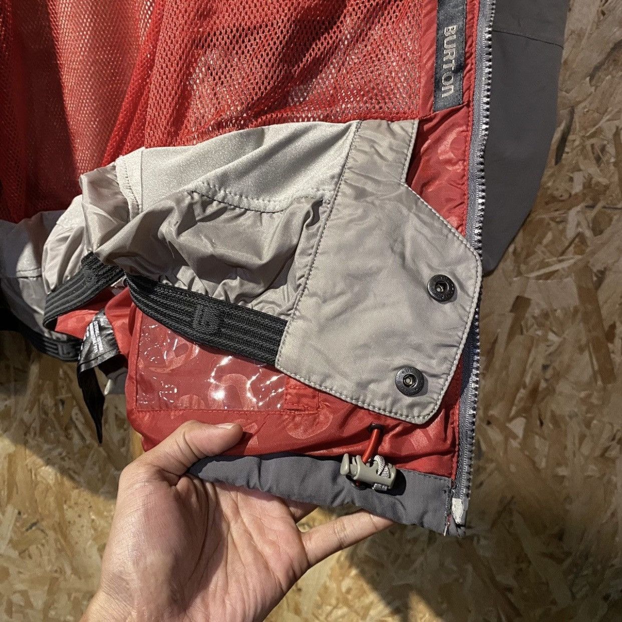 Burton × Vintage VINTAGE Burton Gorpcore Waterproof Jackets Size US L / EU 52-54 / 3 - 17 Thumbnail