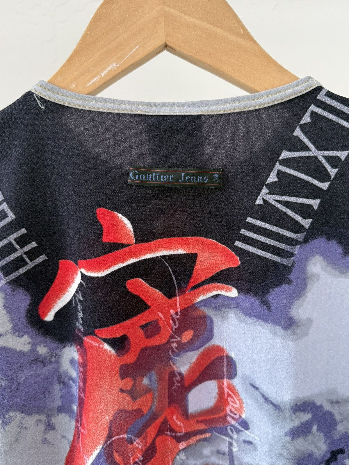 Jean Paul Gaultier 1997 John Paul Gaultier ‘fashion & culture’ collection tee Size S / US 4 / IT 40 - 4 Thumbnail