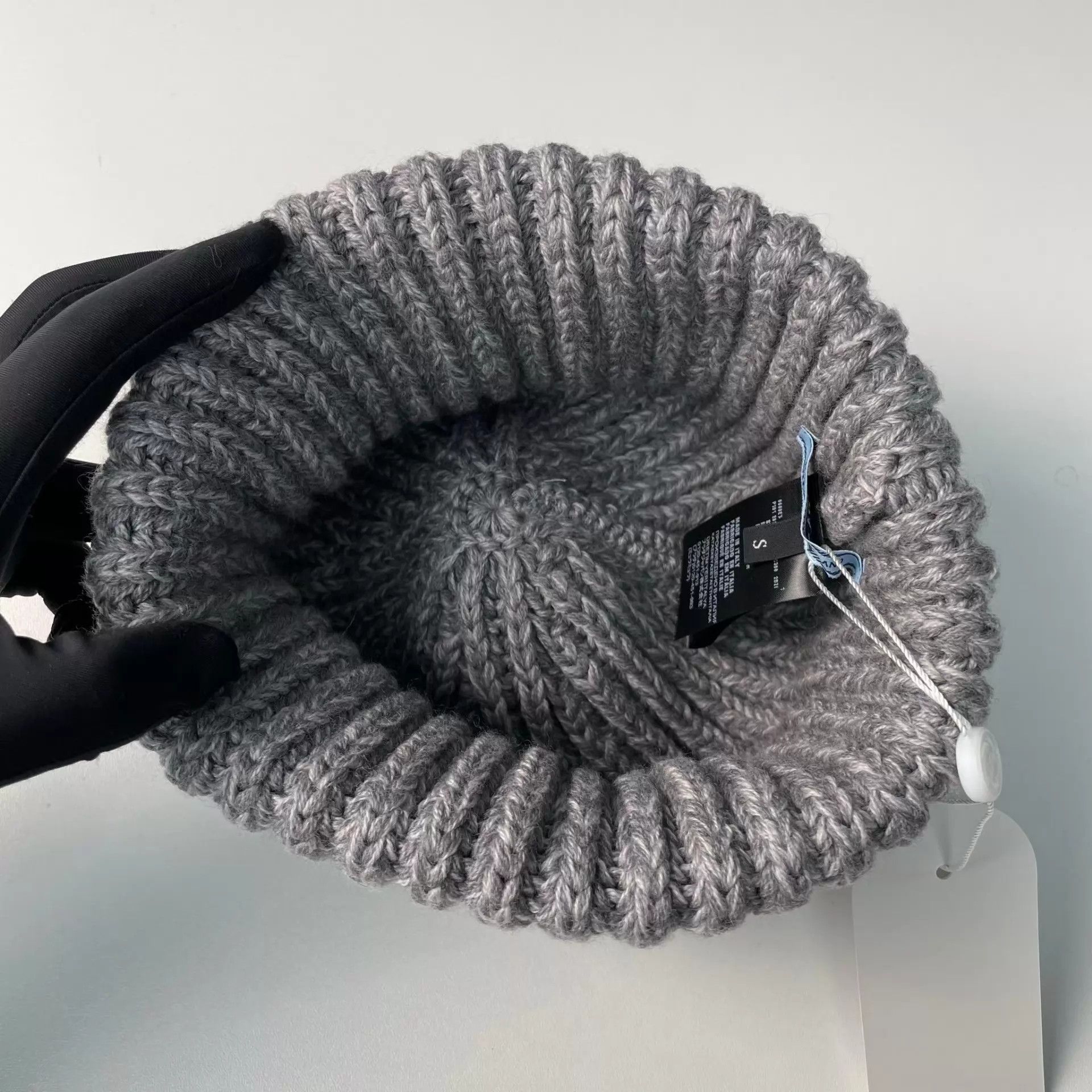 Prada Prada Gray Knit Beanie Size ONE SIZE - 4 Thumbnail