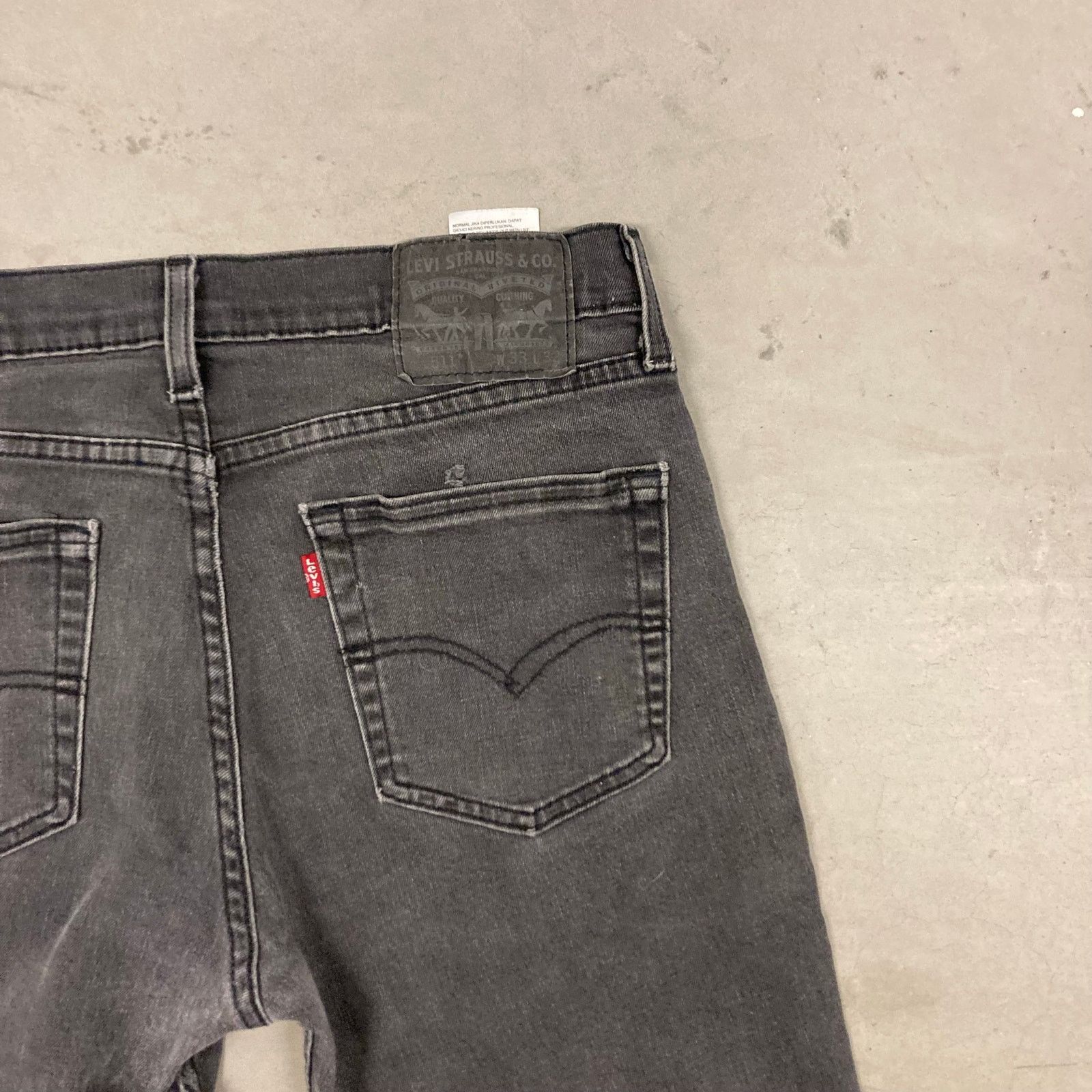 Levi's × Vintage Y2K skinny black Levi’s 511 Jeans 33x32 Size US 33 - 5 Thumbnail