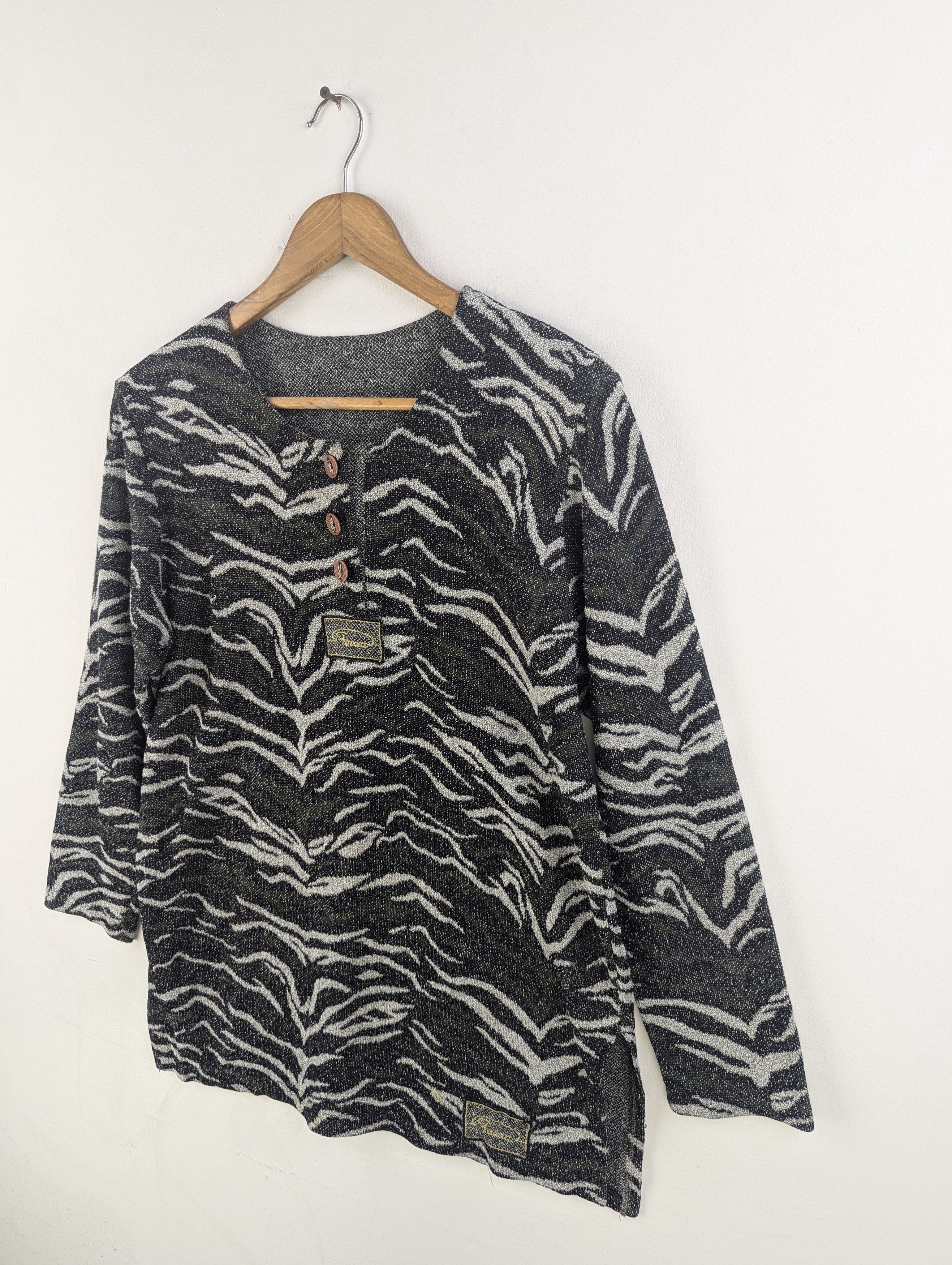 Art Comes First × Japanese Brand × Vintage Vintage Blouse Zebra Pattern Style Size M / US 6-8 / IT 42-44 - 2 Thumbnail